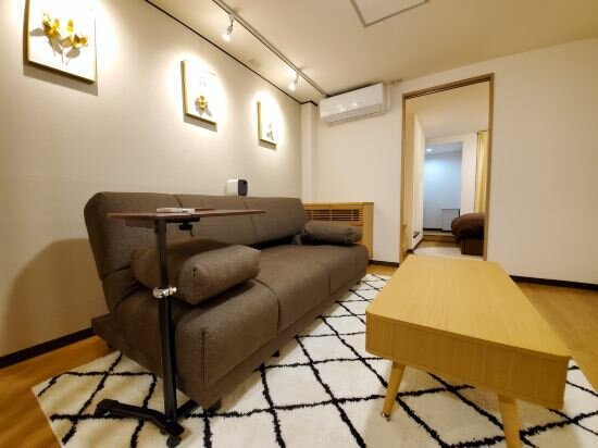 Suite 101