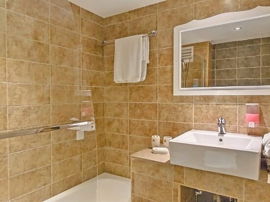 Superior Twin Room with Inland View with Balcony