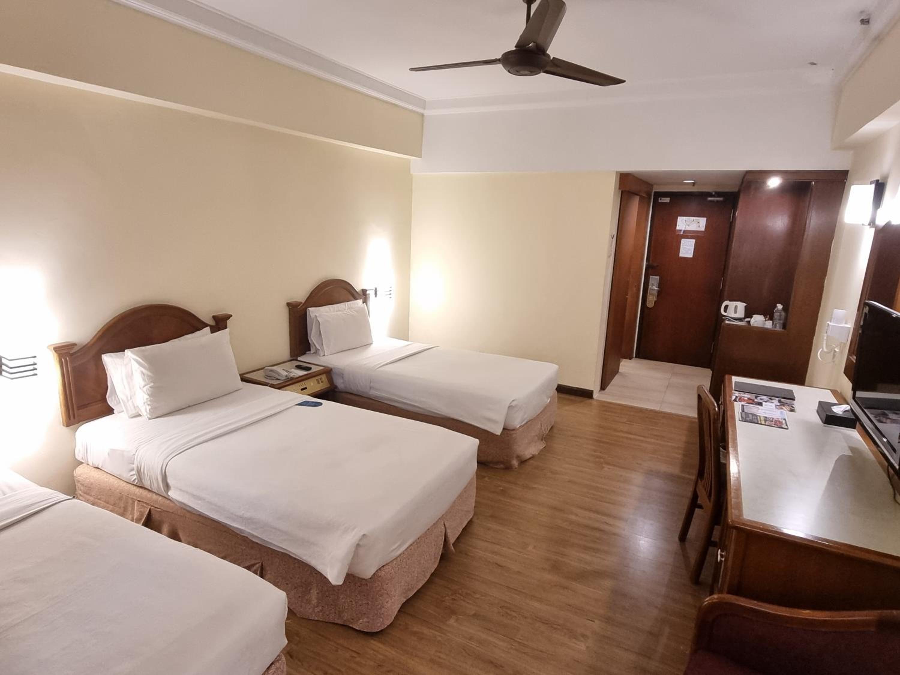 Triple Room with Shower