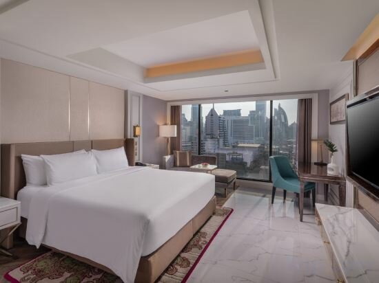 Premier King Room With City View