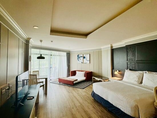 Deluxe Family Sea View Room