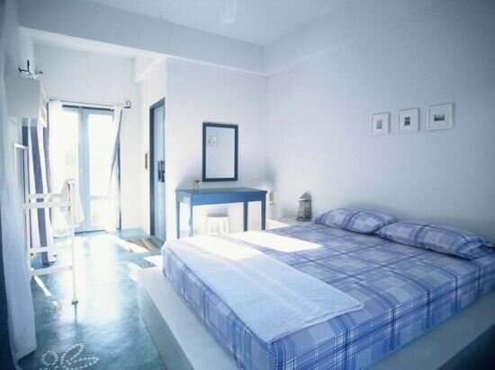 Deluxe Room with Air-Conditioner