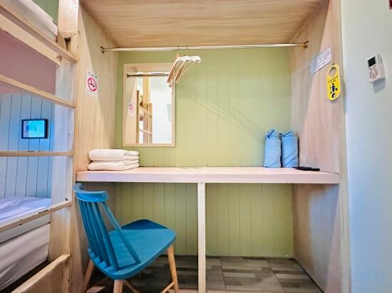 Private Bunk Bed with Shared Bathroom