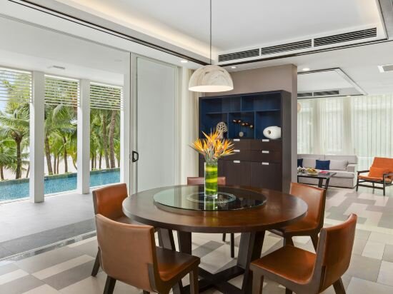 Beachfront Villa with Private Swimming Pool