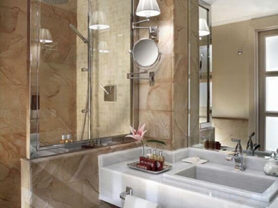 The Level Junior Suite