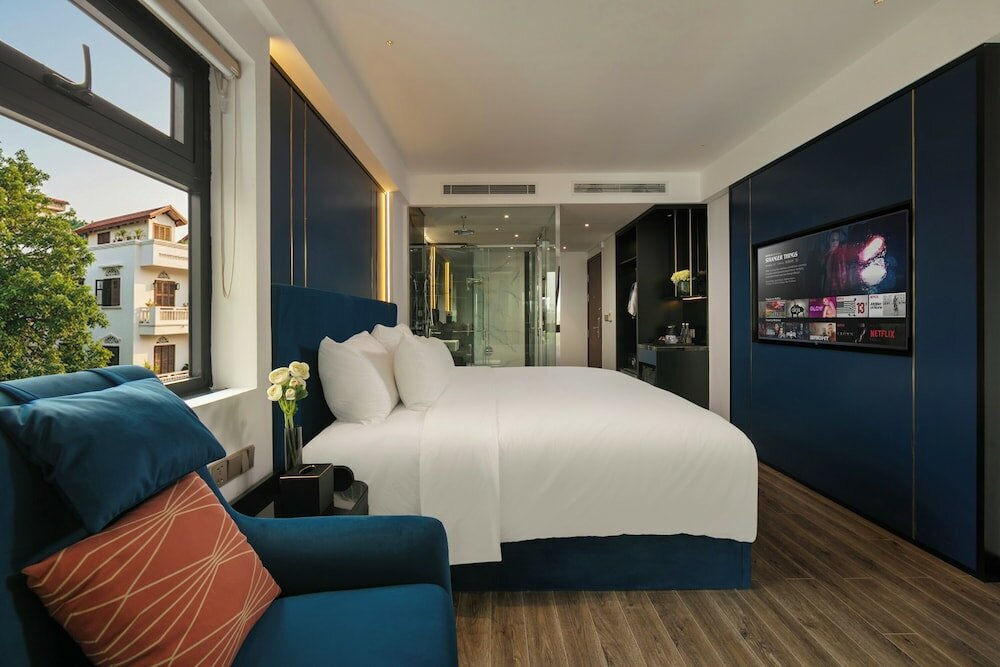 Signature Double Room, Lake View