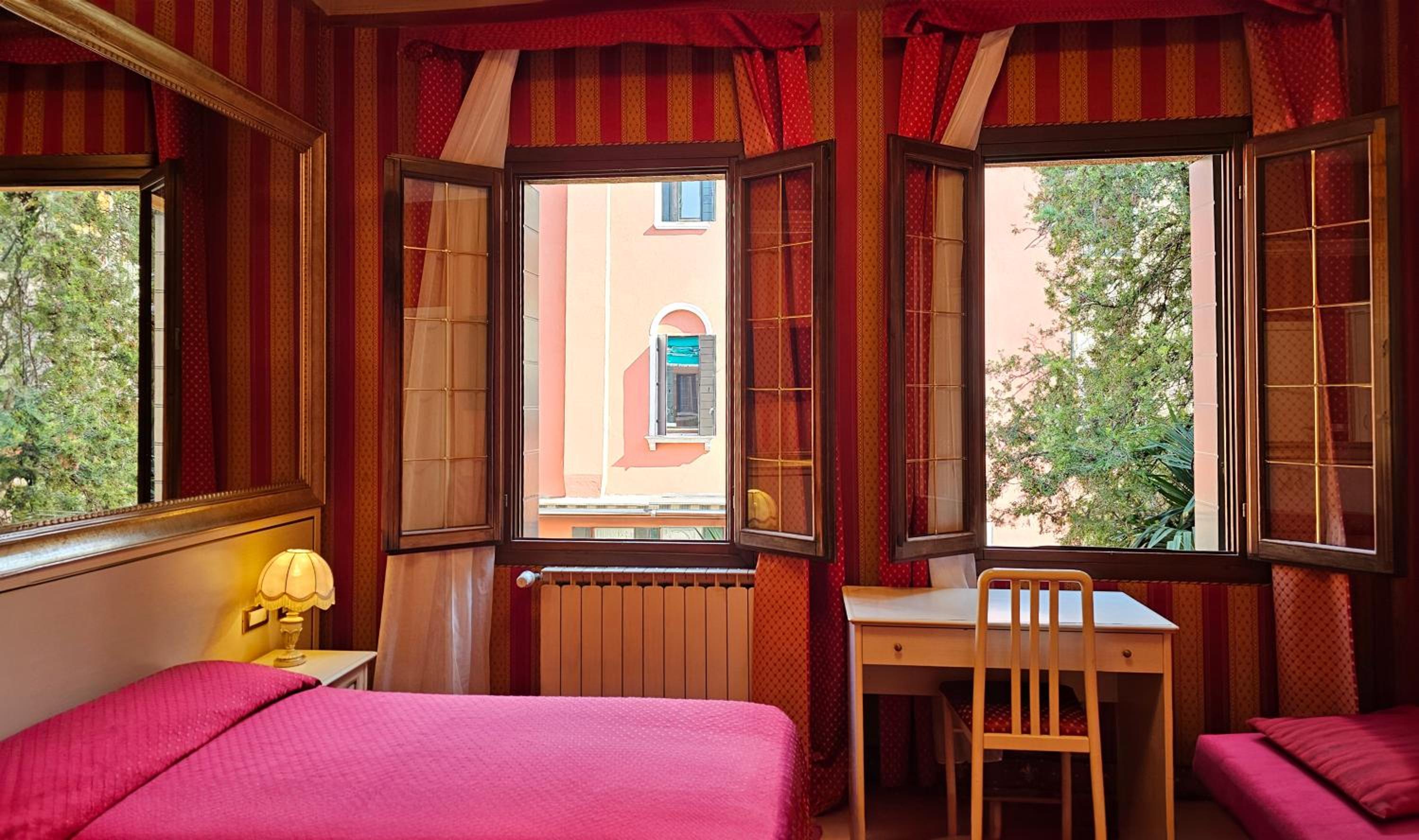 Superior Triple Room with Garden View