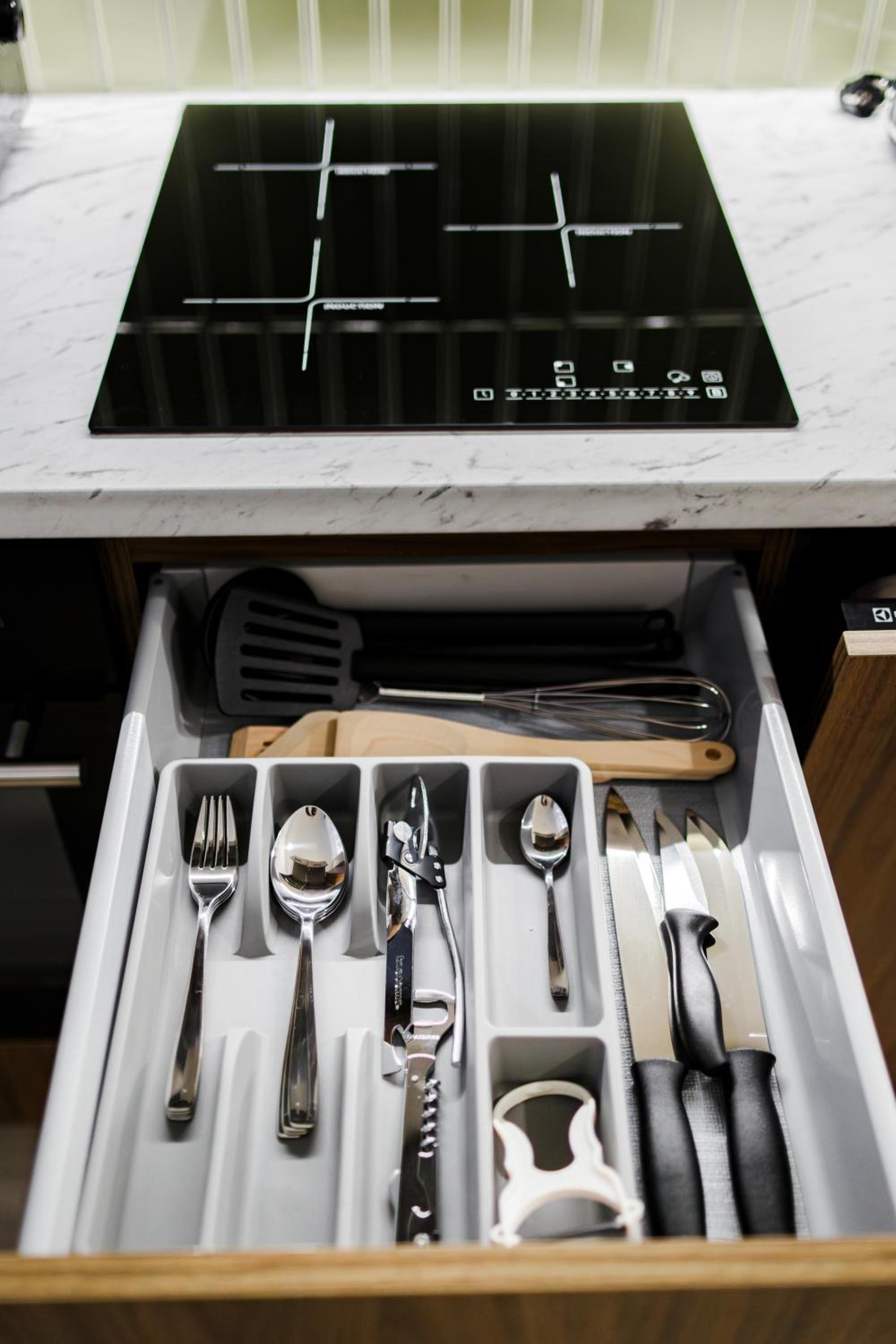 One-Bedroom Apartment (Twin Beds)