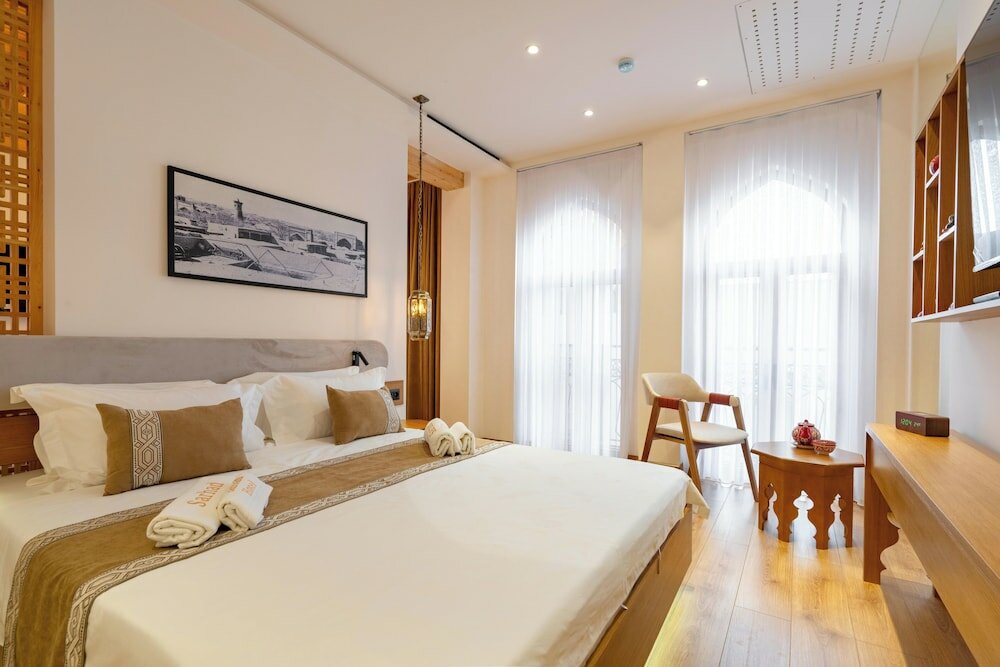 Double Room, Lanai, City View