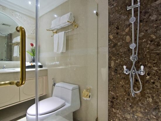 Premier Sea View King Room