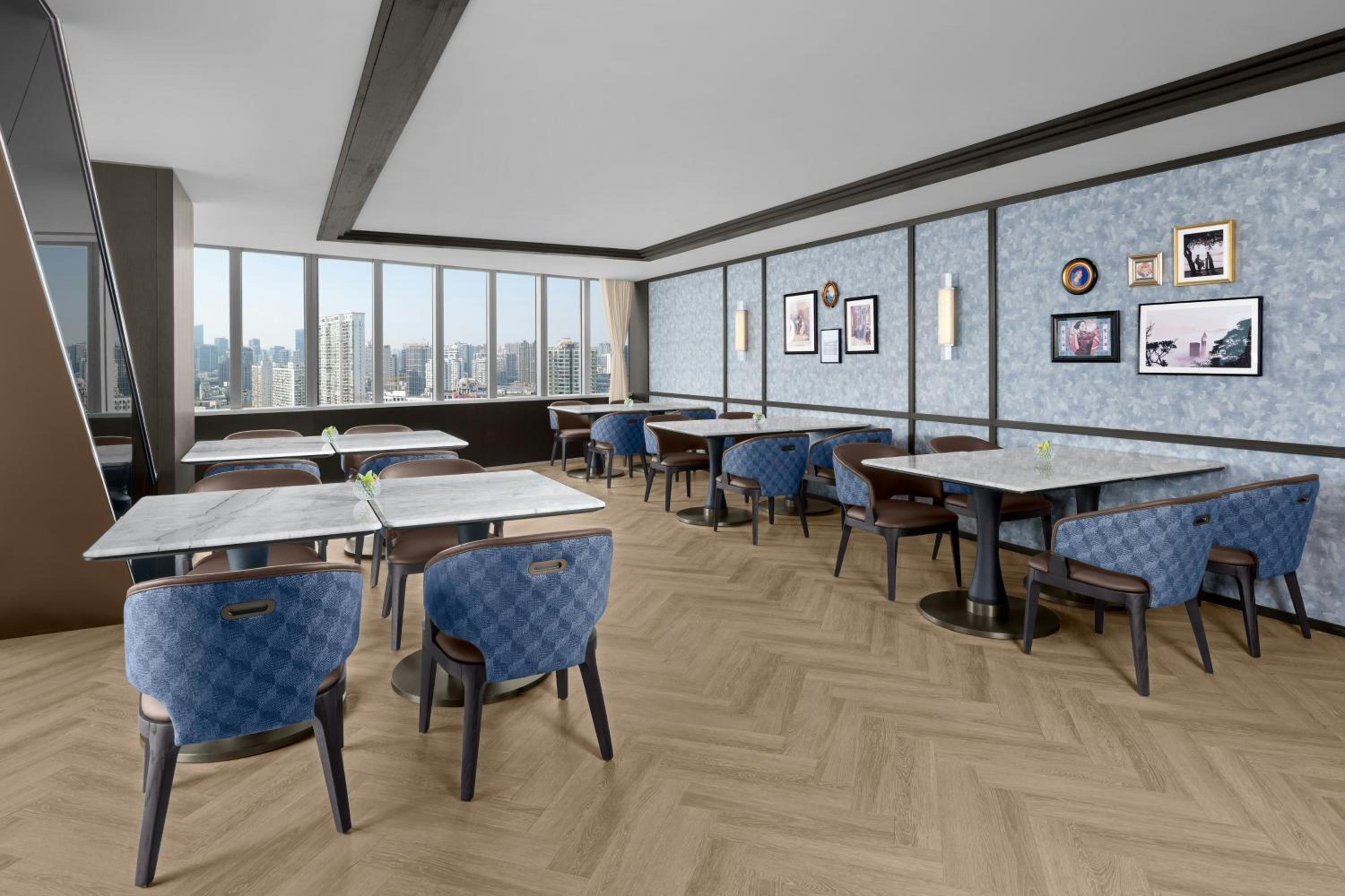 Executive King Room with Bund View - Club Lounge Access