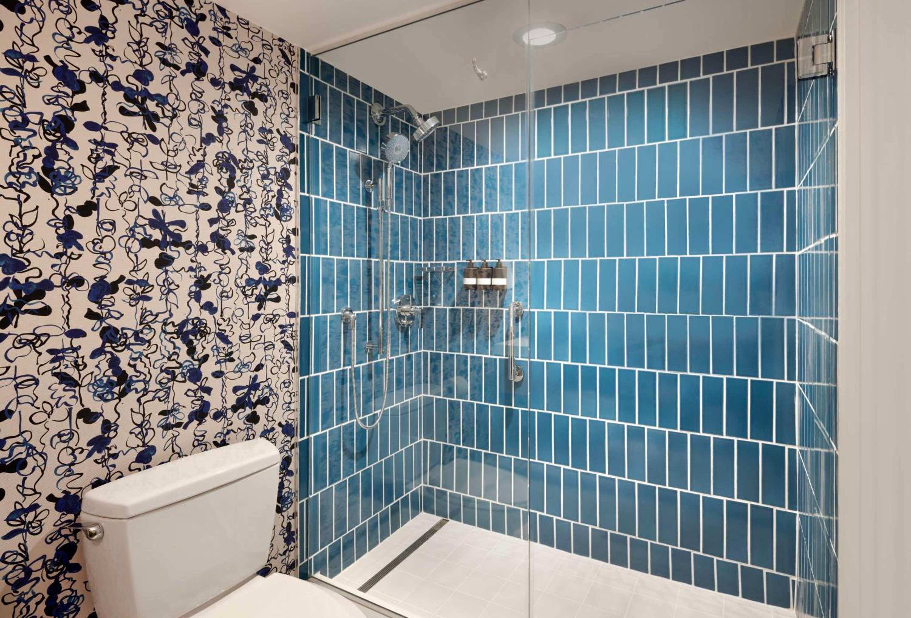 One-Bedroom King Suite