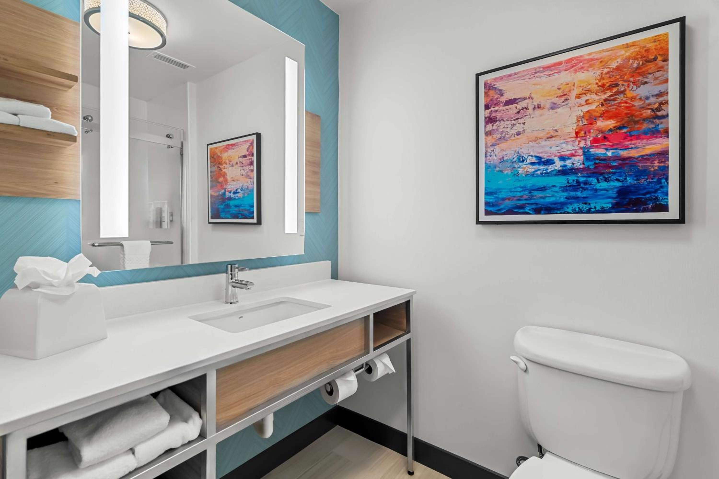 Junior King Suite with Seating Area