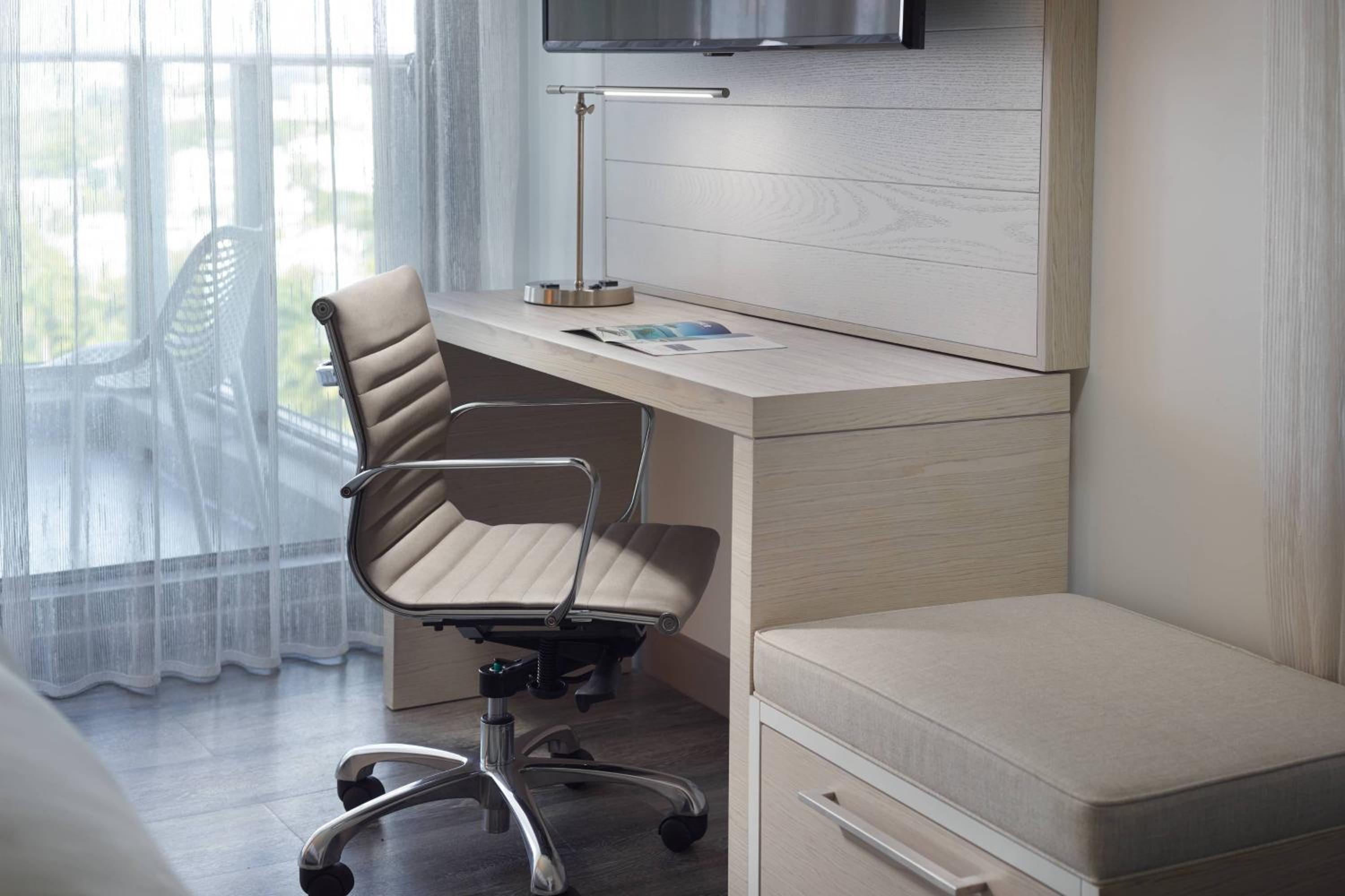 King Room - Hearing Accessible