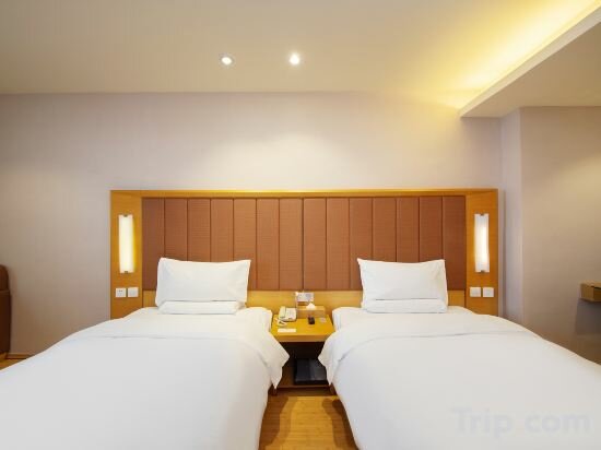 2-bed Room