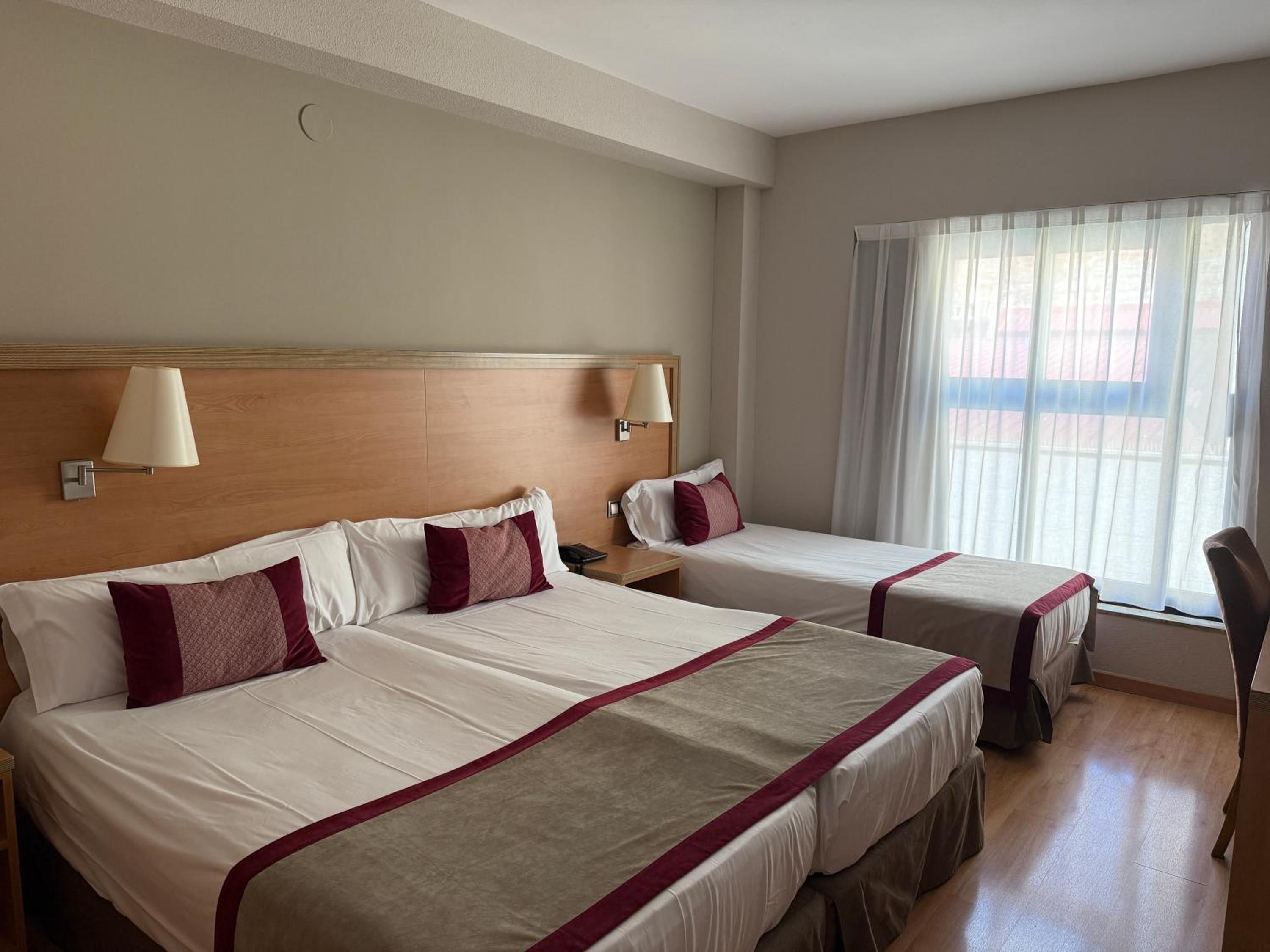 Twin Room with Extra Bed (2 Adults + 1 Child)