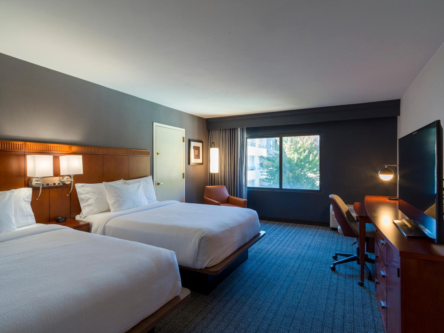 Queen Room with Two Queen Beds and Adapted Tub - Mobility and Hearing Accessible