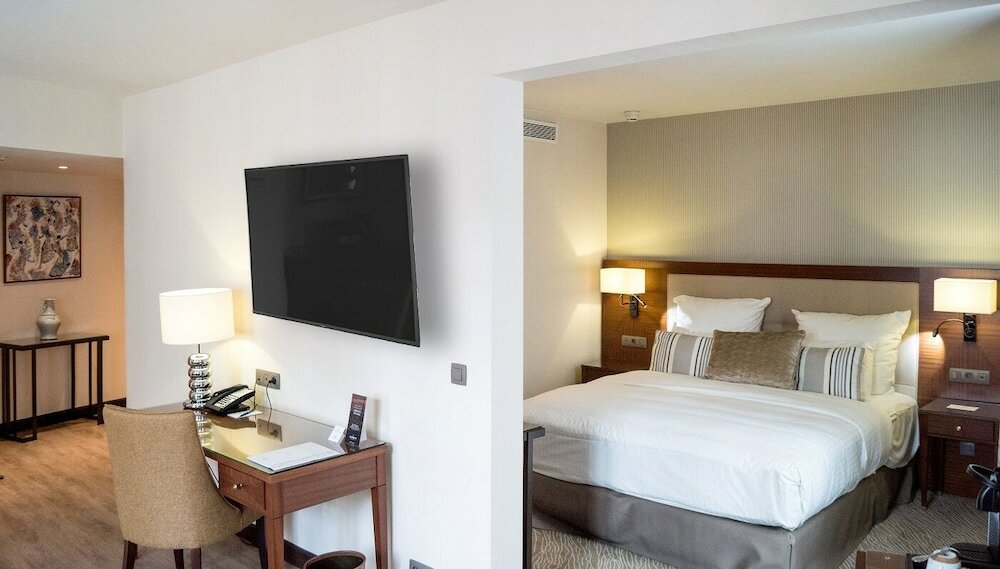 Junior Suite Privilege View