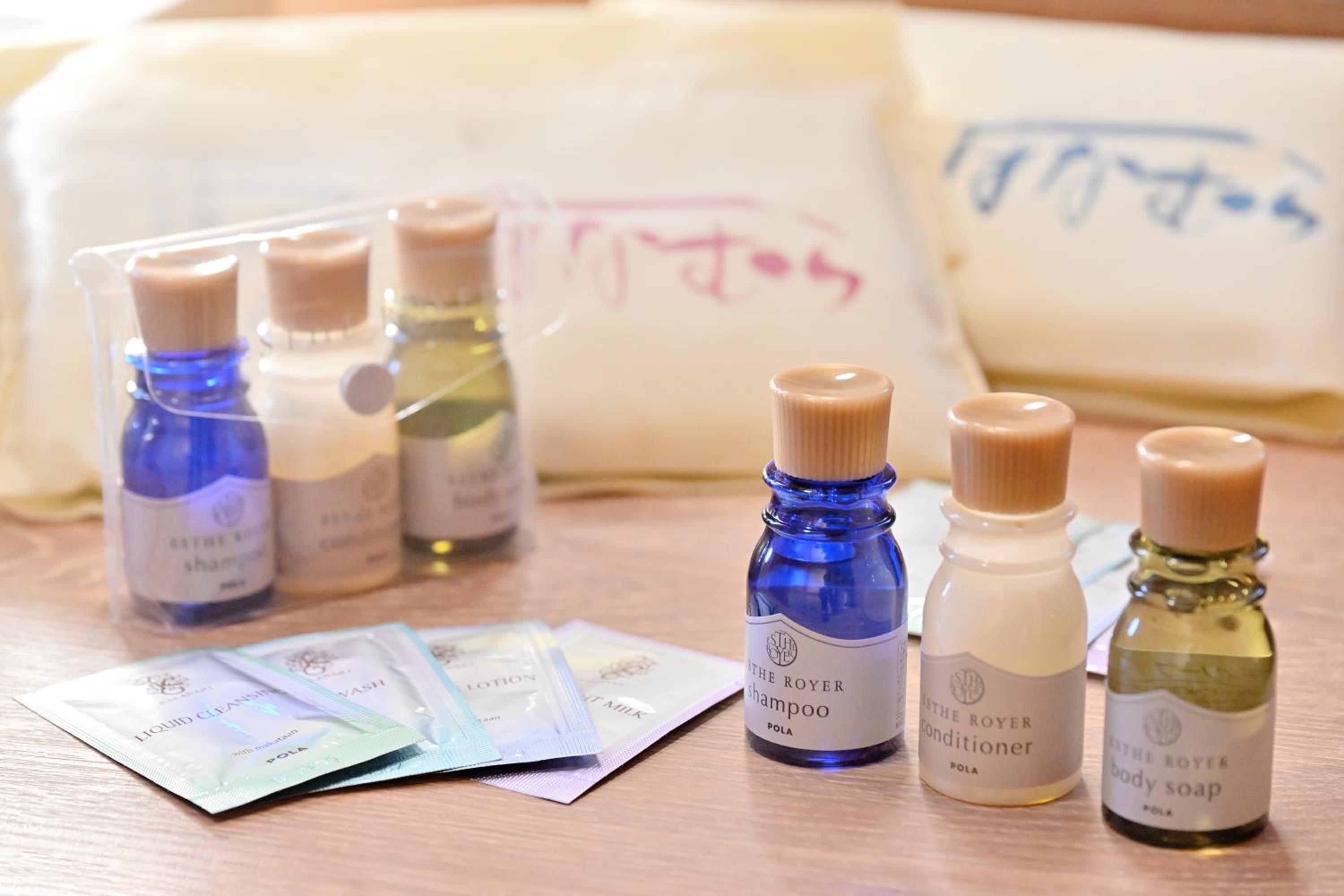 Suite with Garden View (No guests under age 13 are accepted)