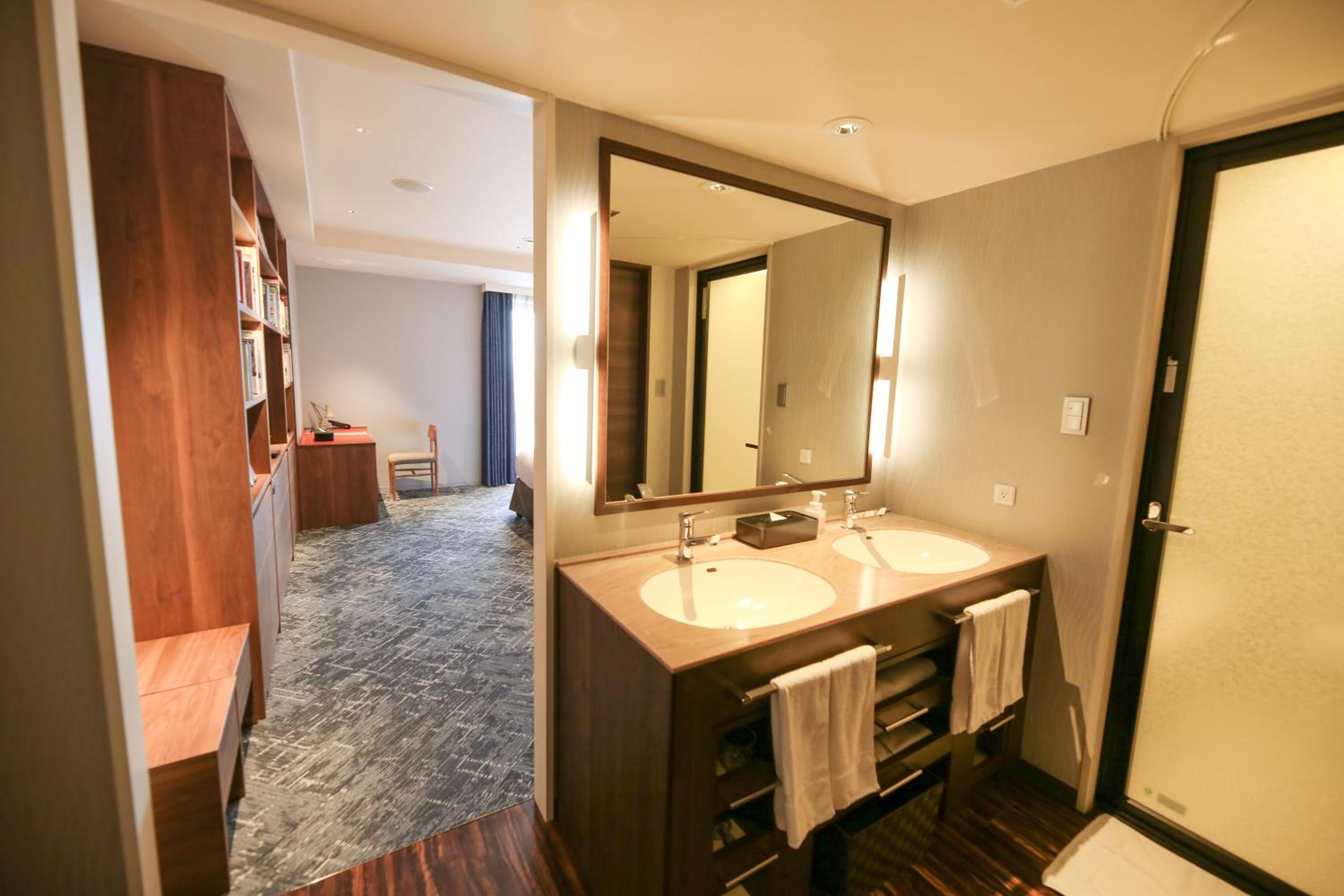 Standard Book Room  [No Smoking] ※Extra beds will be provided depends on the number of adults.