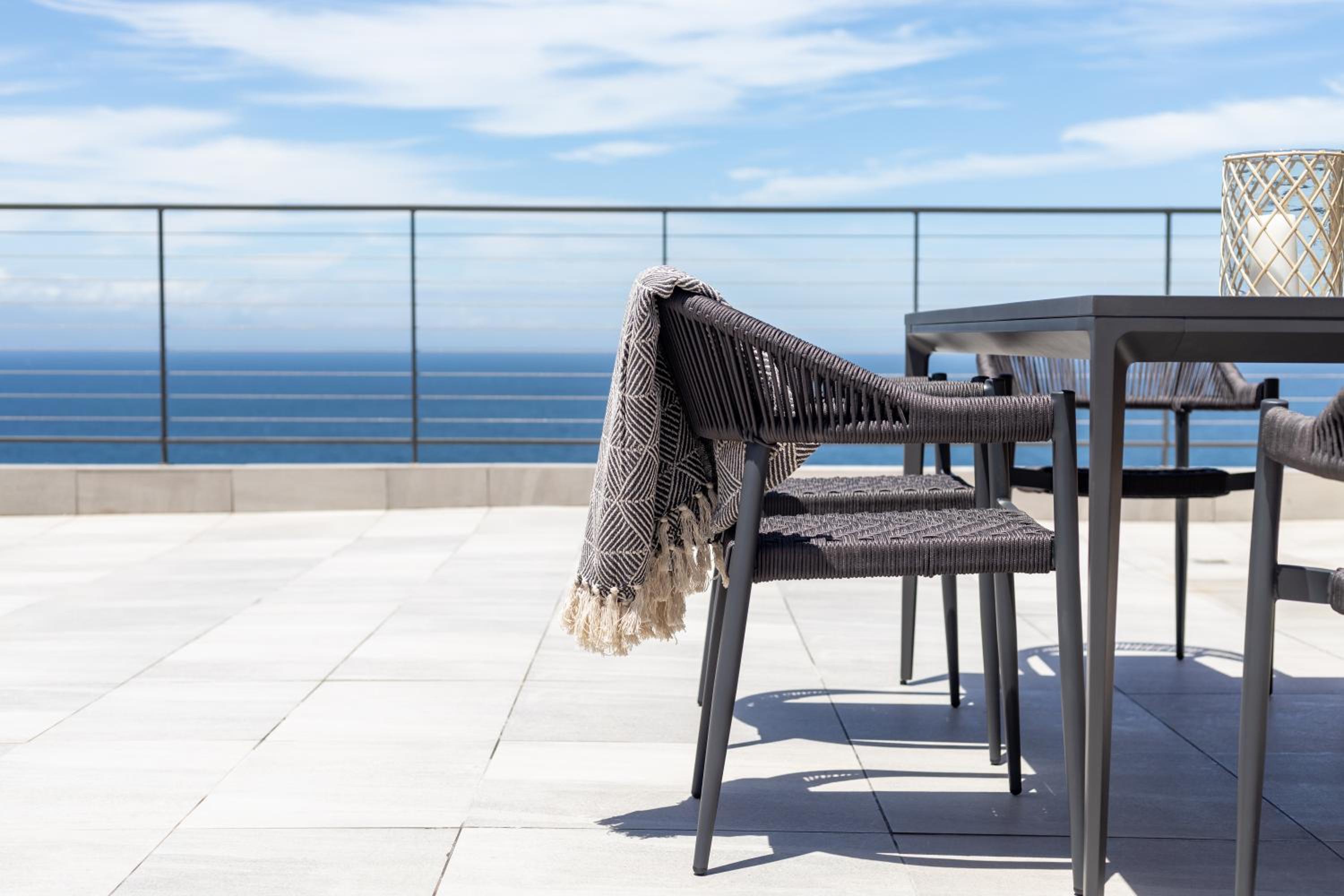 Two Bedroom Luxury Penthouse Apartment 404