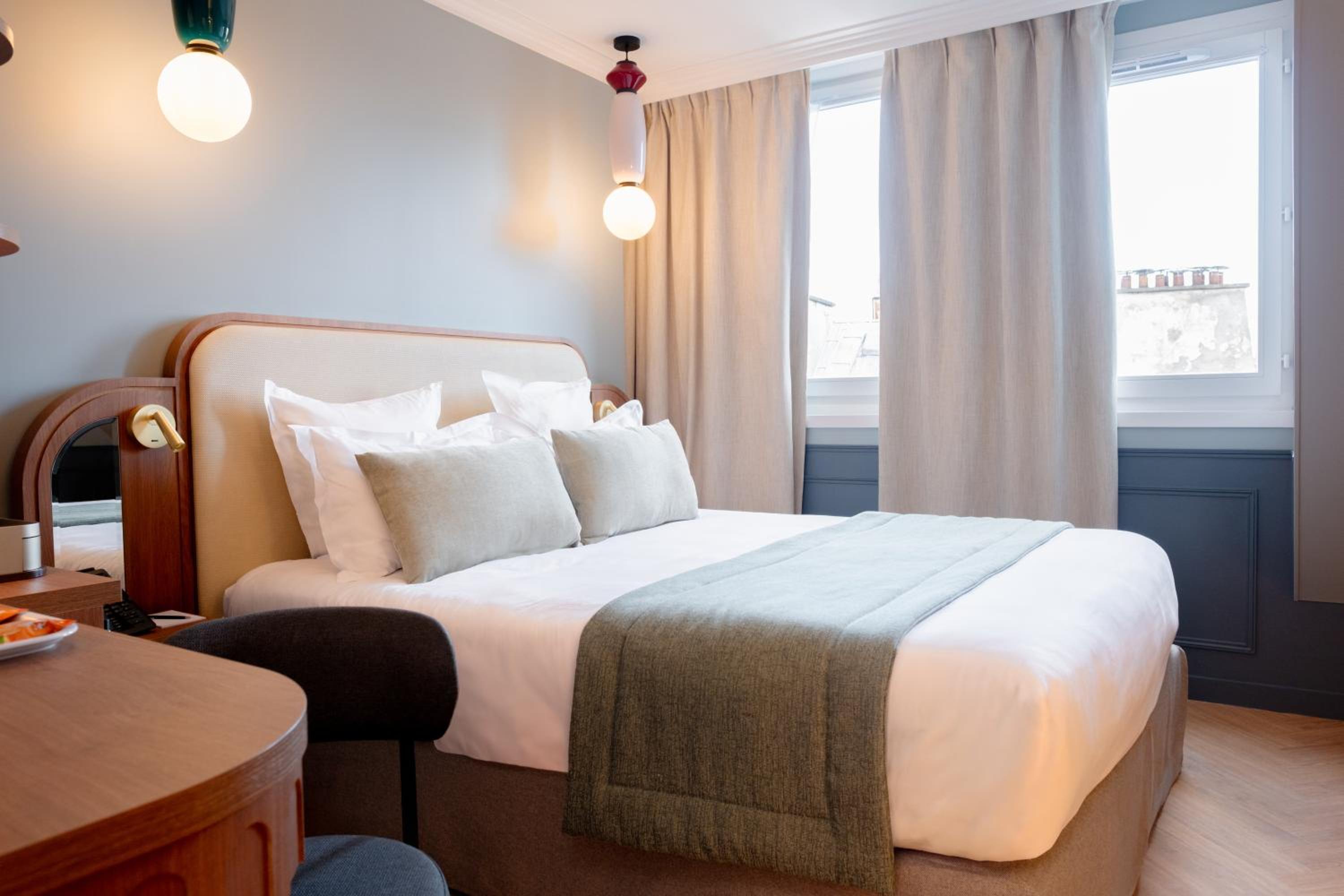 Superior Double Room with Balcony