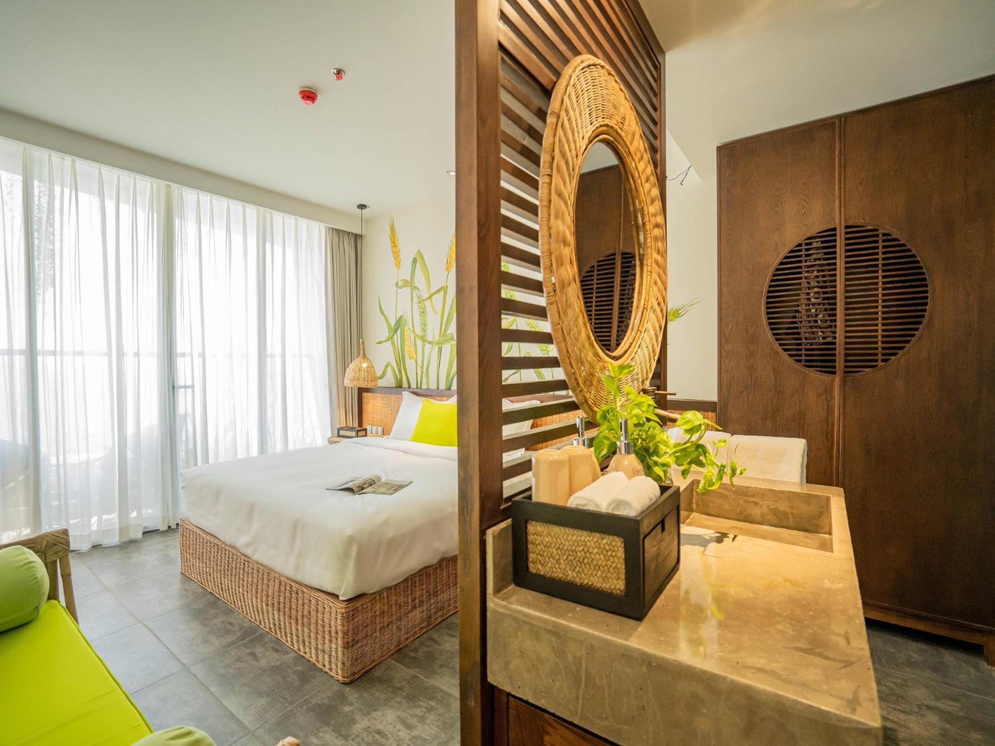 Signature Cloud Sea King