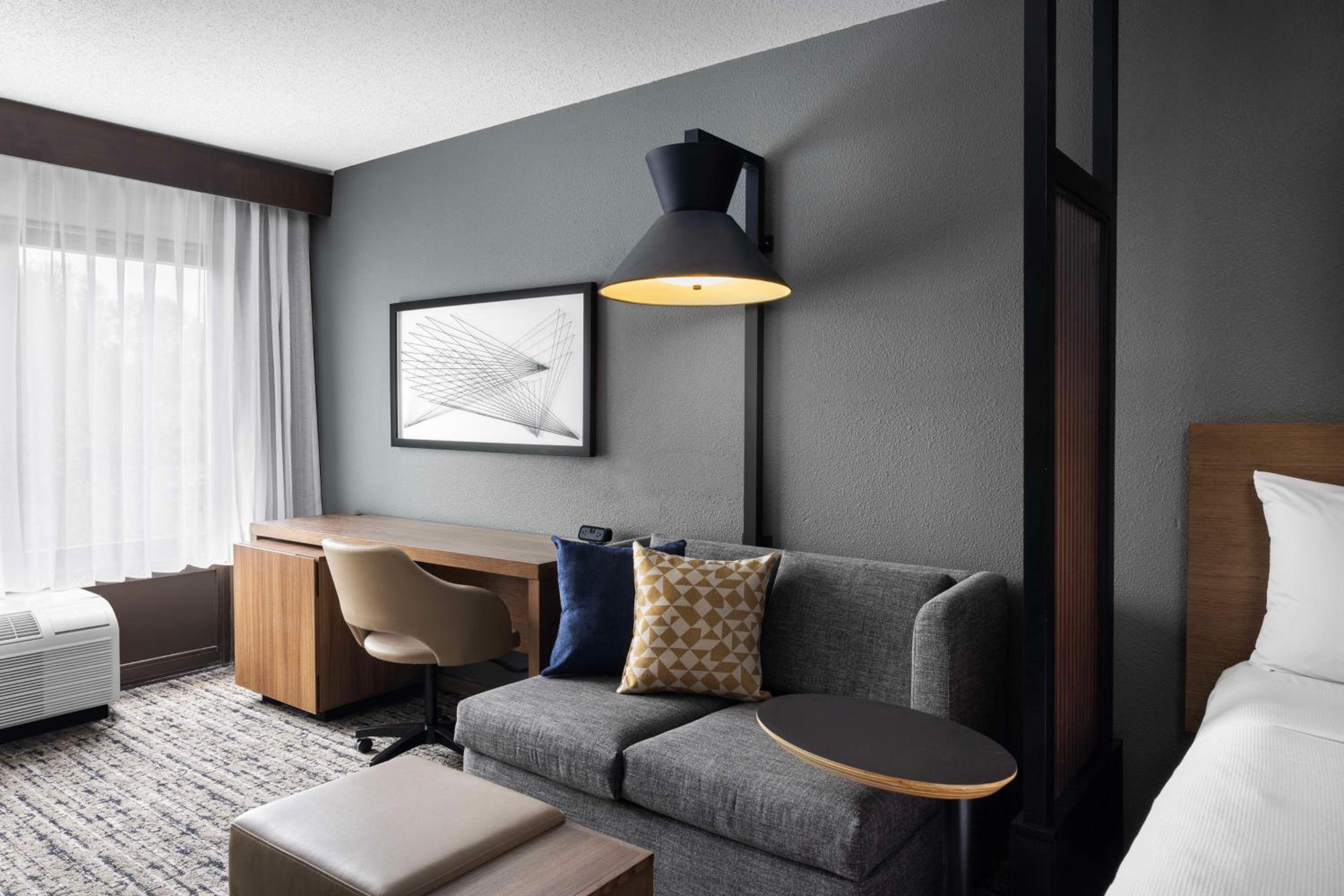 Double Room with Two Double Beds and Accessible Tub - Disability Access