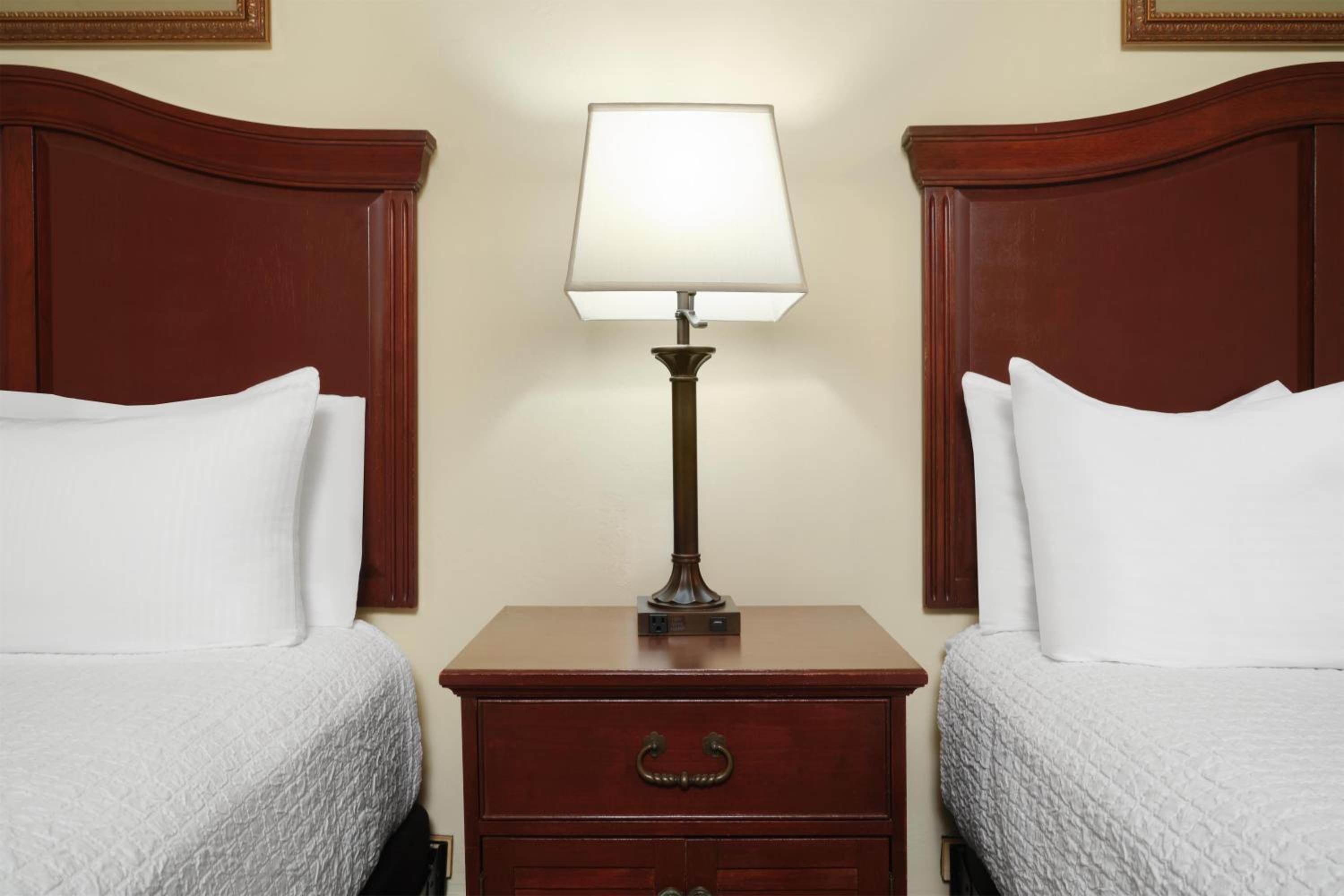 Double Room with Two Double Beds and Bath Tub - Disability Access