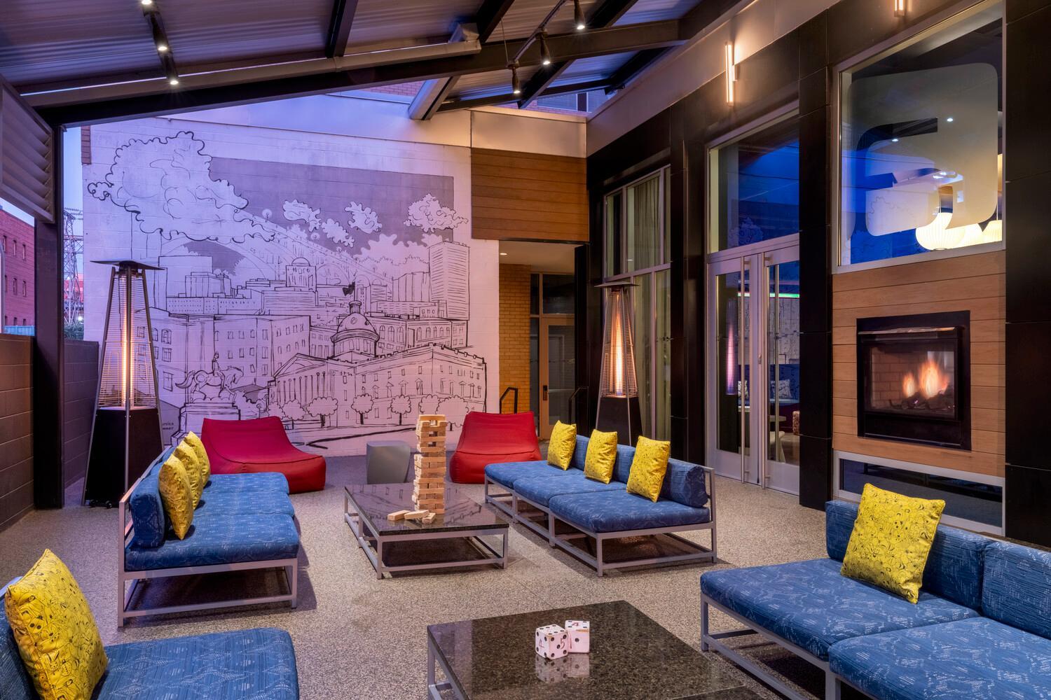 Corner Queen Room with City View and Roll-In Shower - Mobility/Hearing Accessible