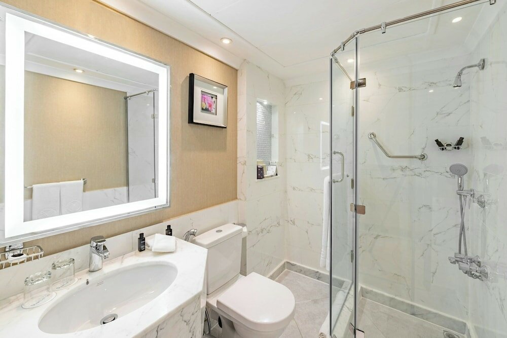 Room, 1 King Bed (Partial Kaaba View)