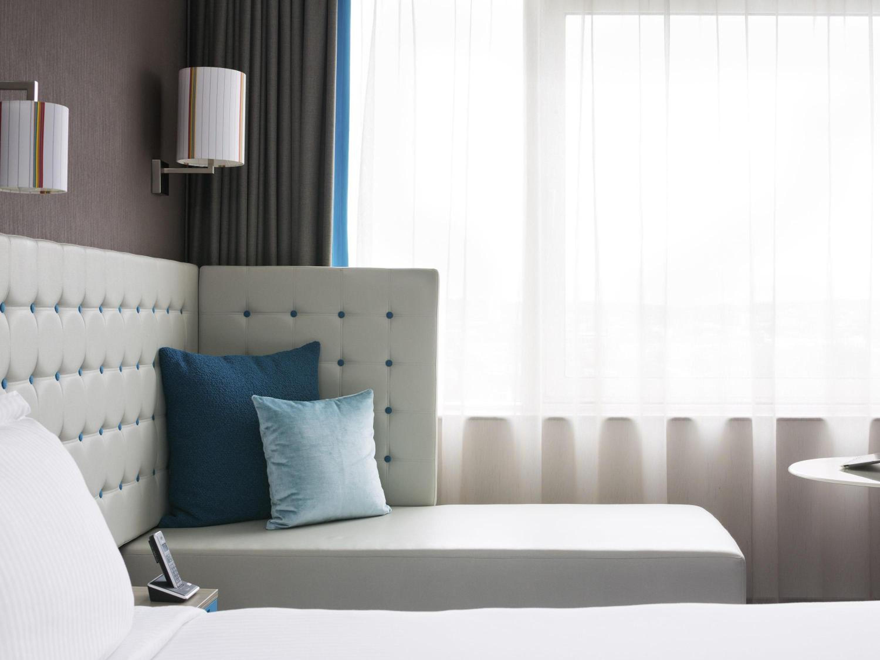 Accessible Room with Two Single Beds