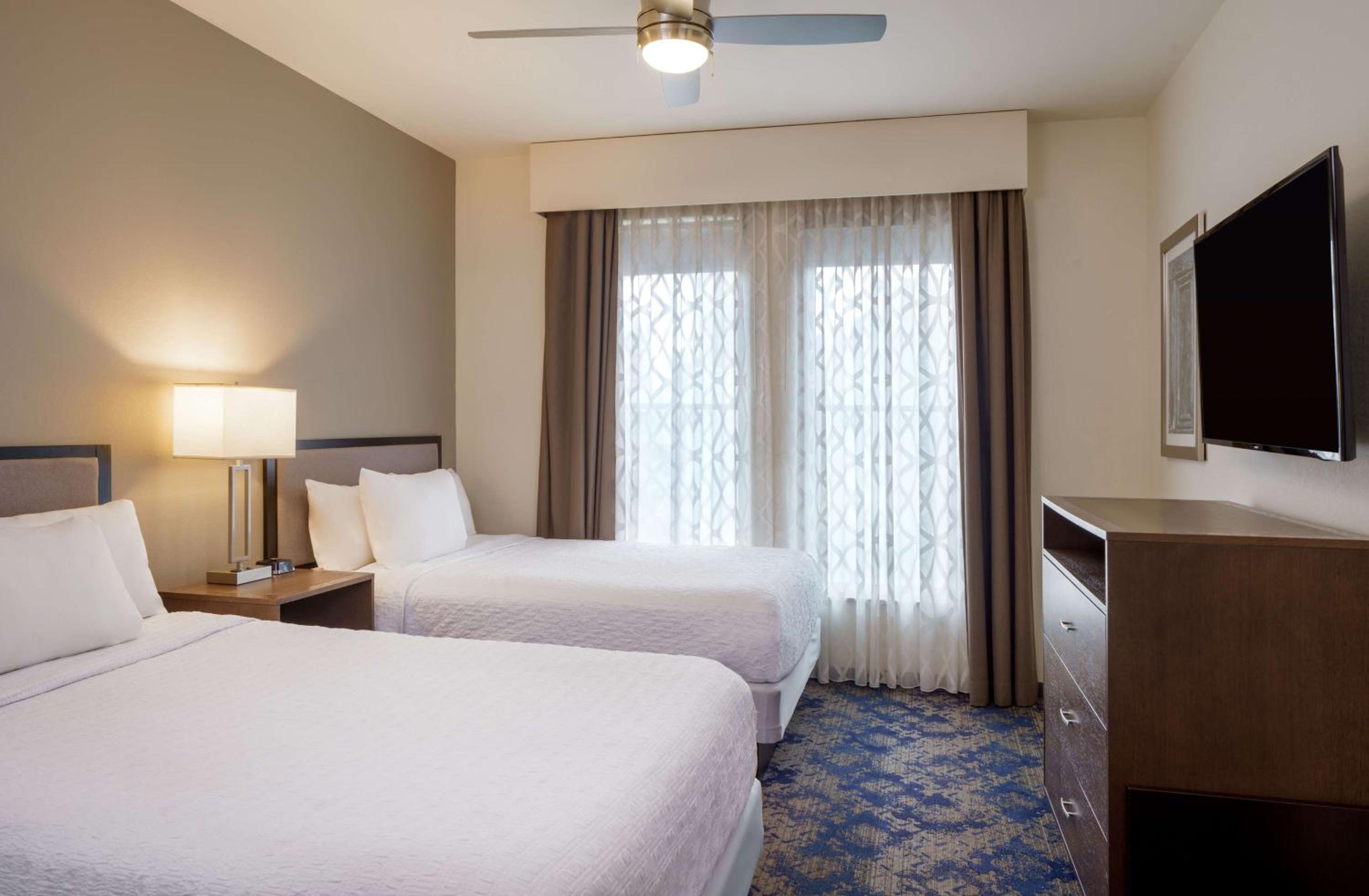 One-Bedroom Deluxe Suite with Two Double Beds and Sofa Bed