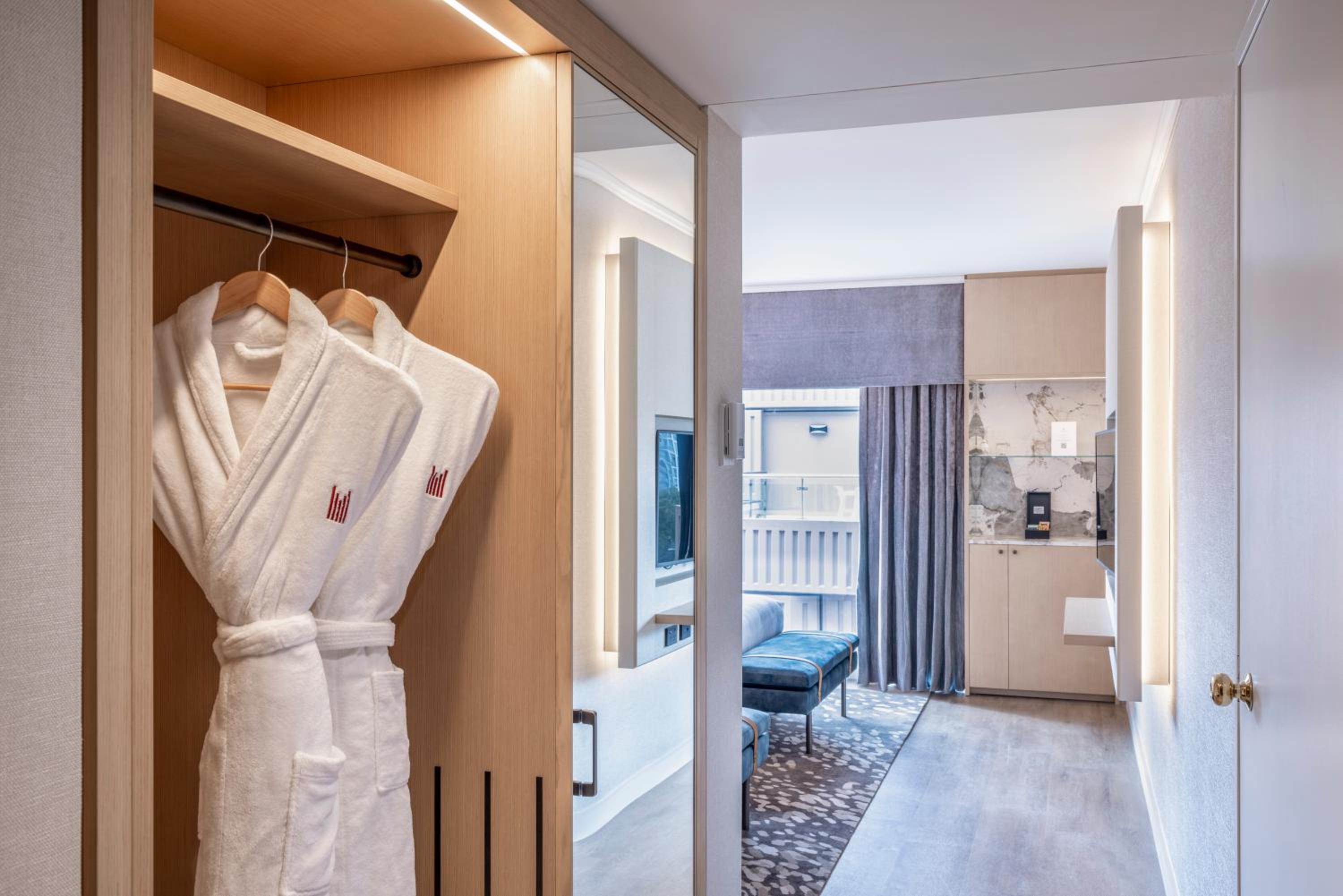 Premier Deluxe 2 Doubles