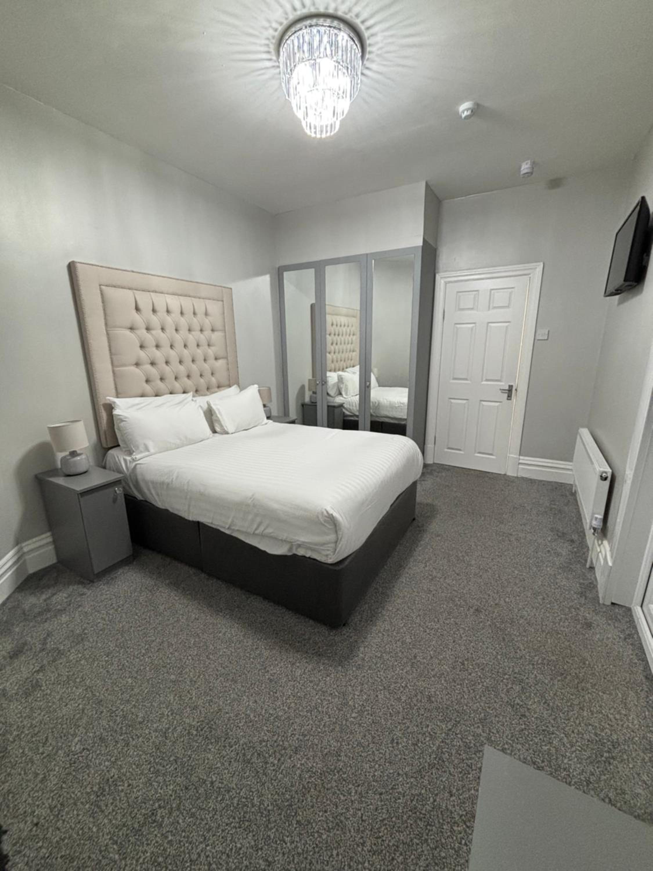 Double Room with Pool View