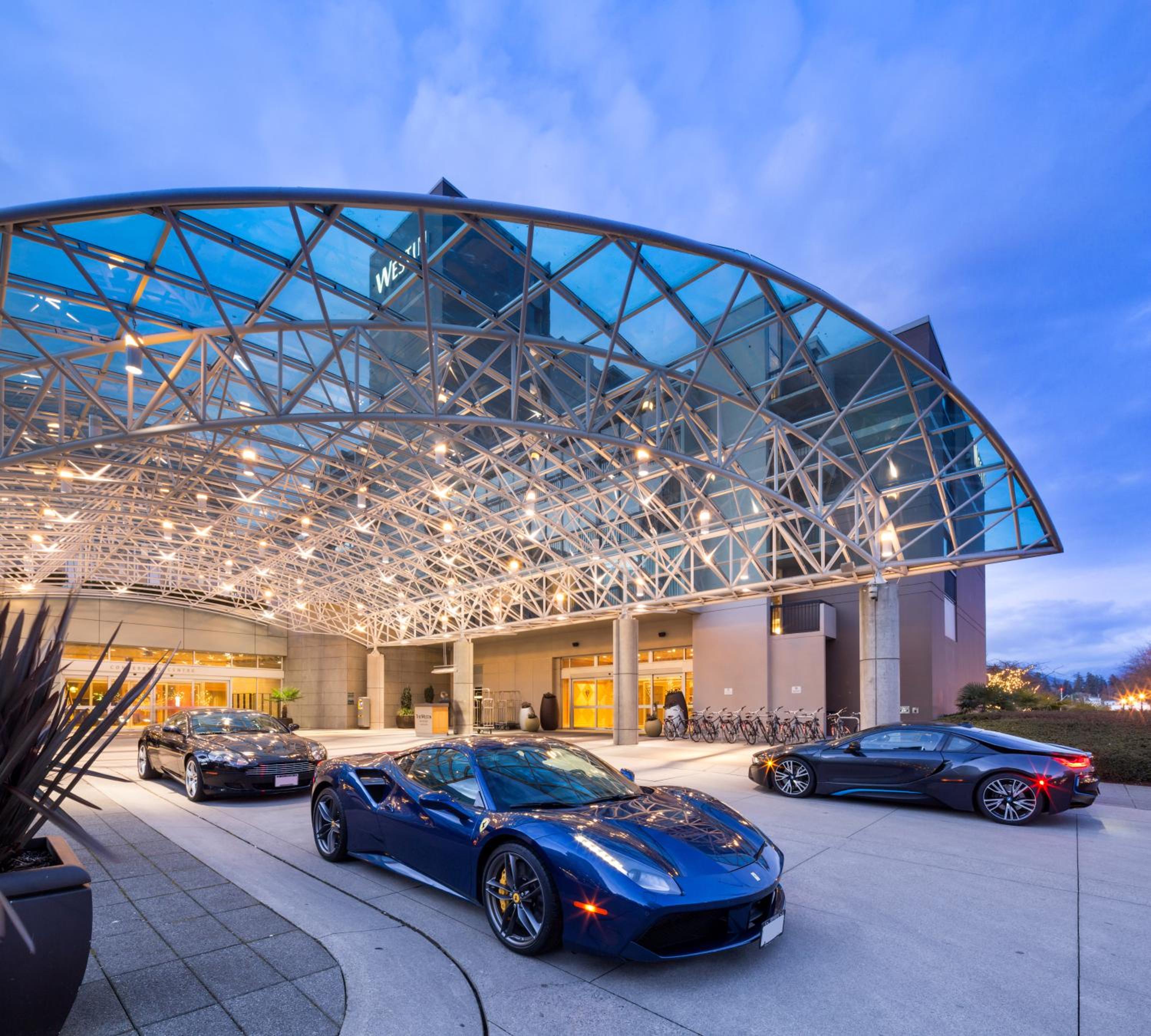 Premium King Room with Marina and City View