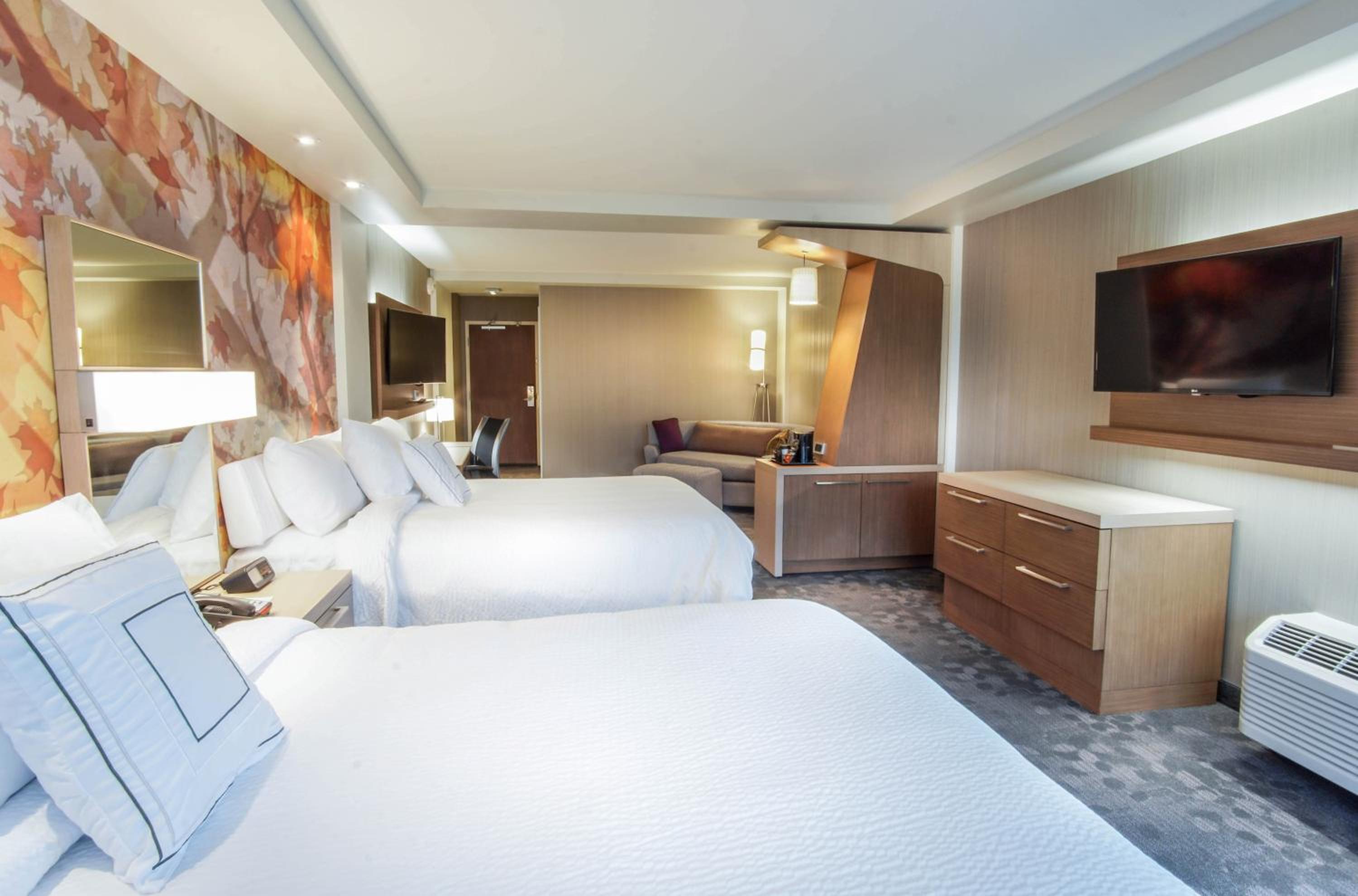 Executive Two Queen Studio with Sofa Bed