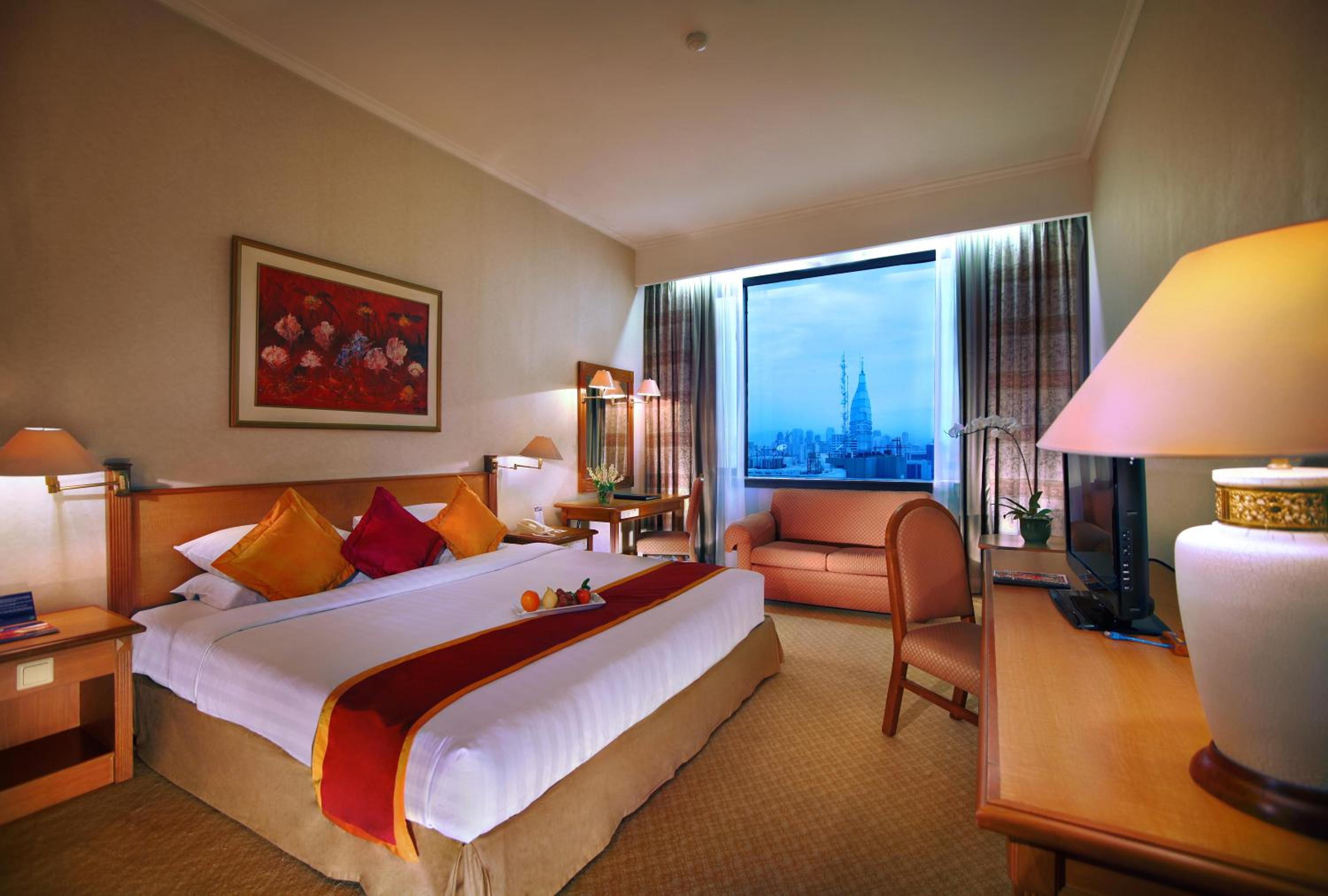 Deluxe King Room