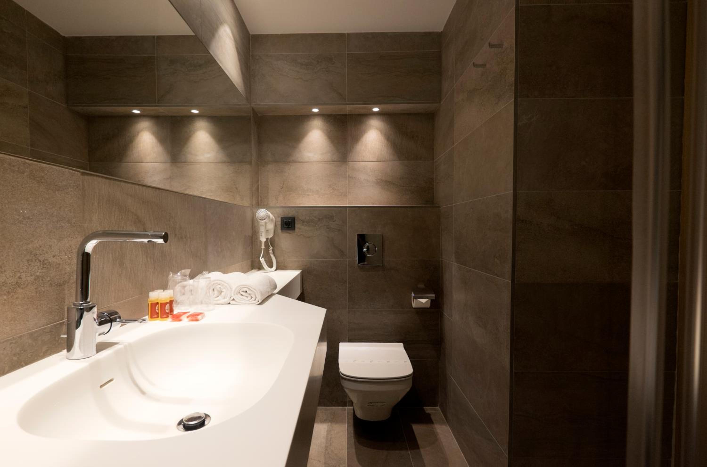 Twin Room with Balcony