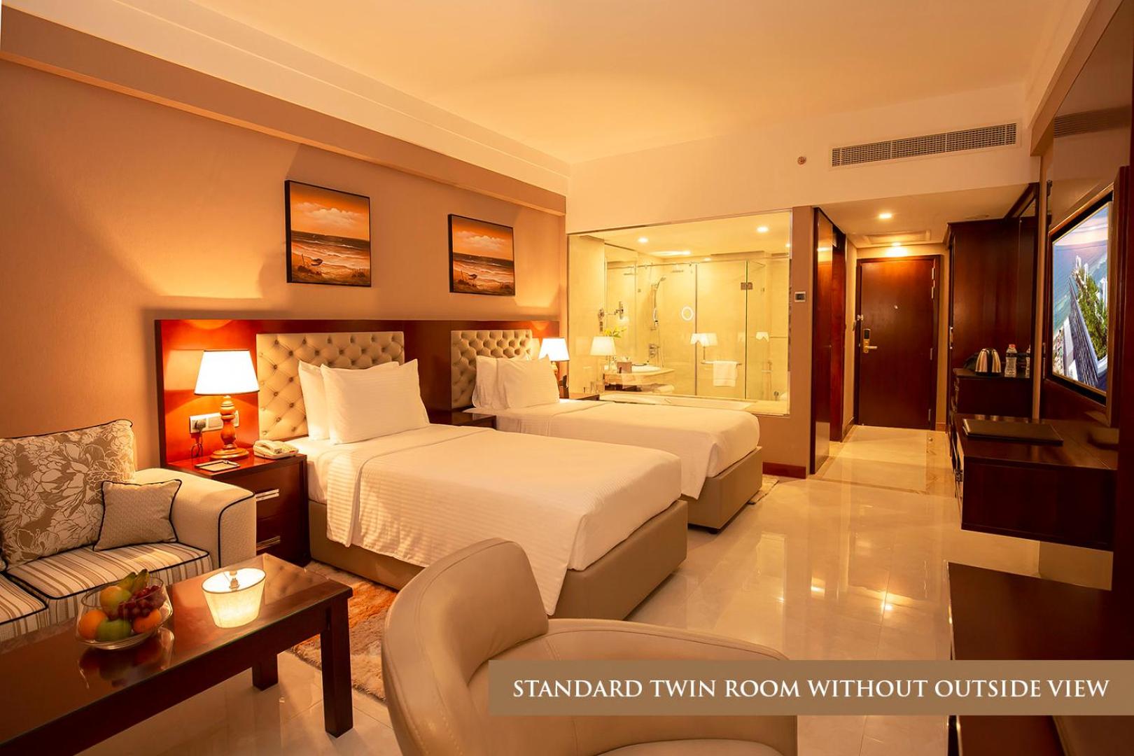 Standard Twin Room without Outside View - Complimentary City Tour & Access To Beach Lounge