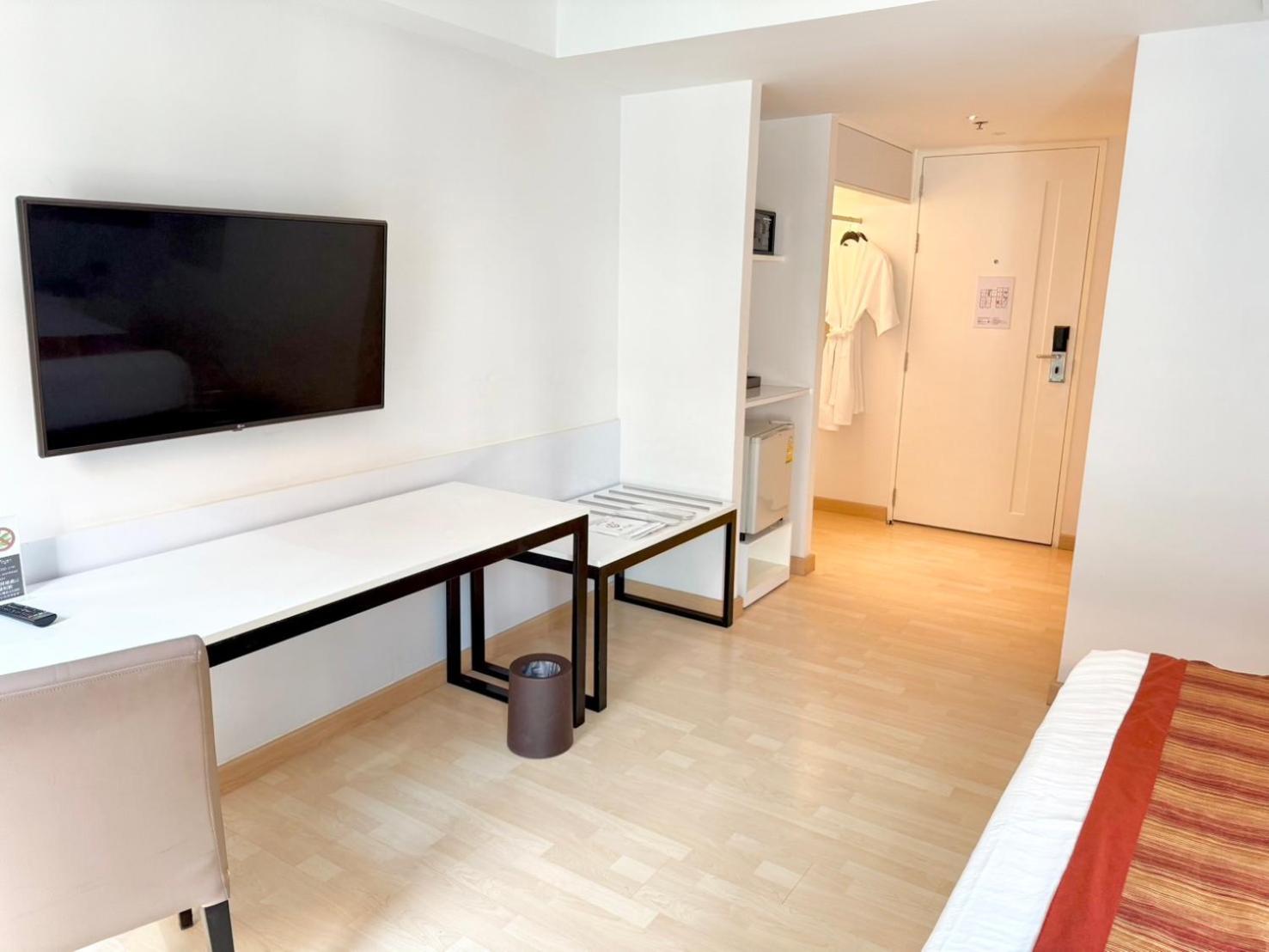 Deluxe Room with Balcony