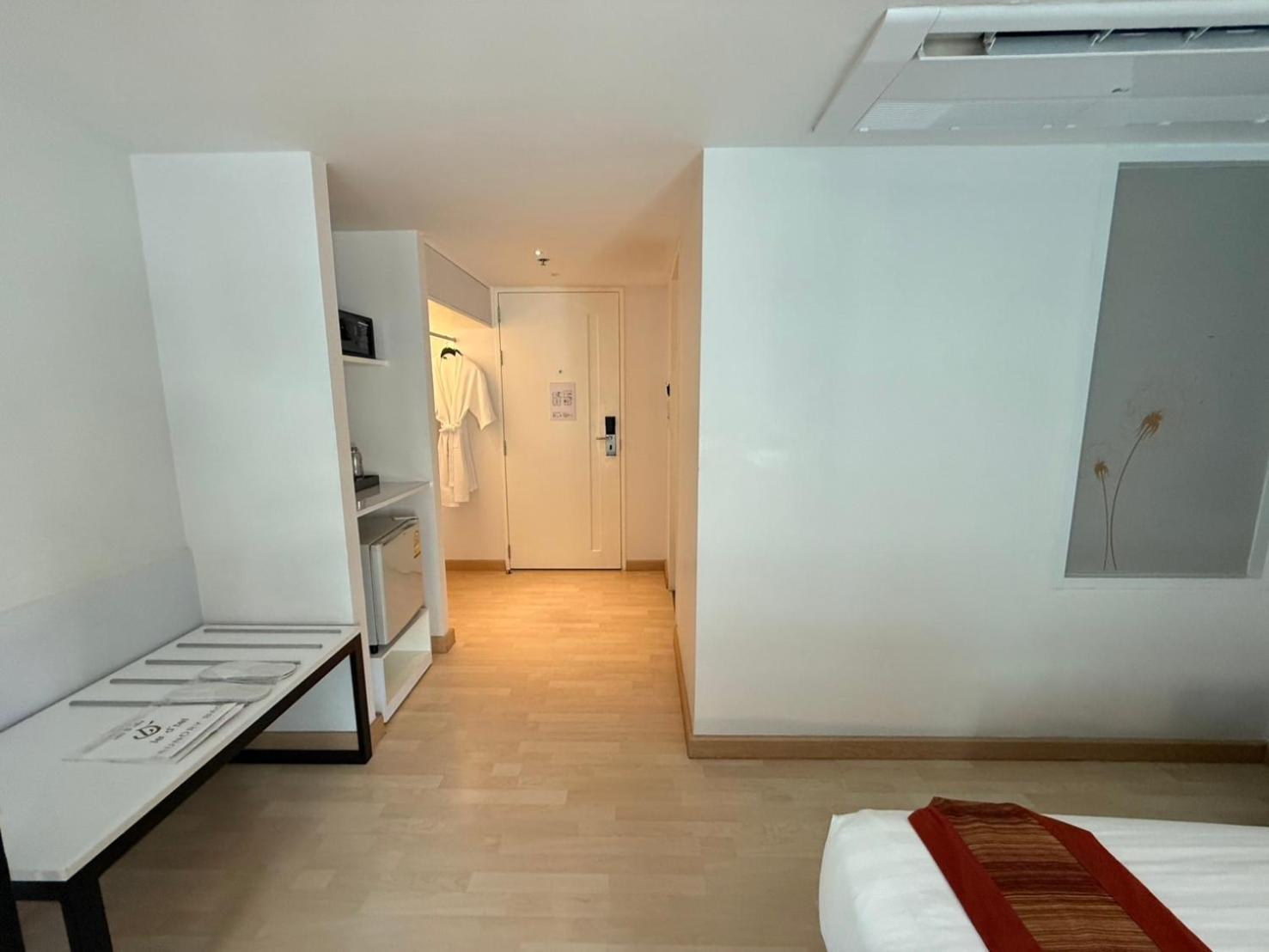 Deluxe Room with Balcony