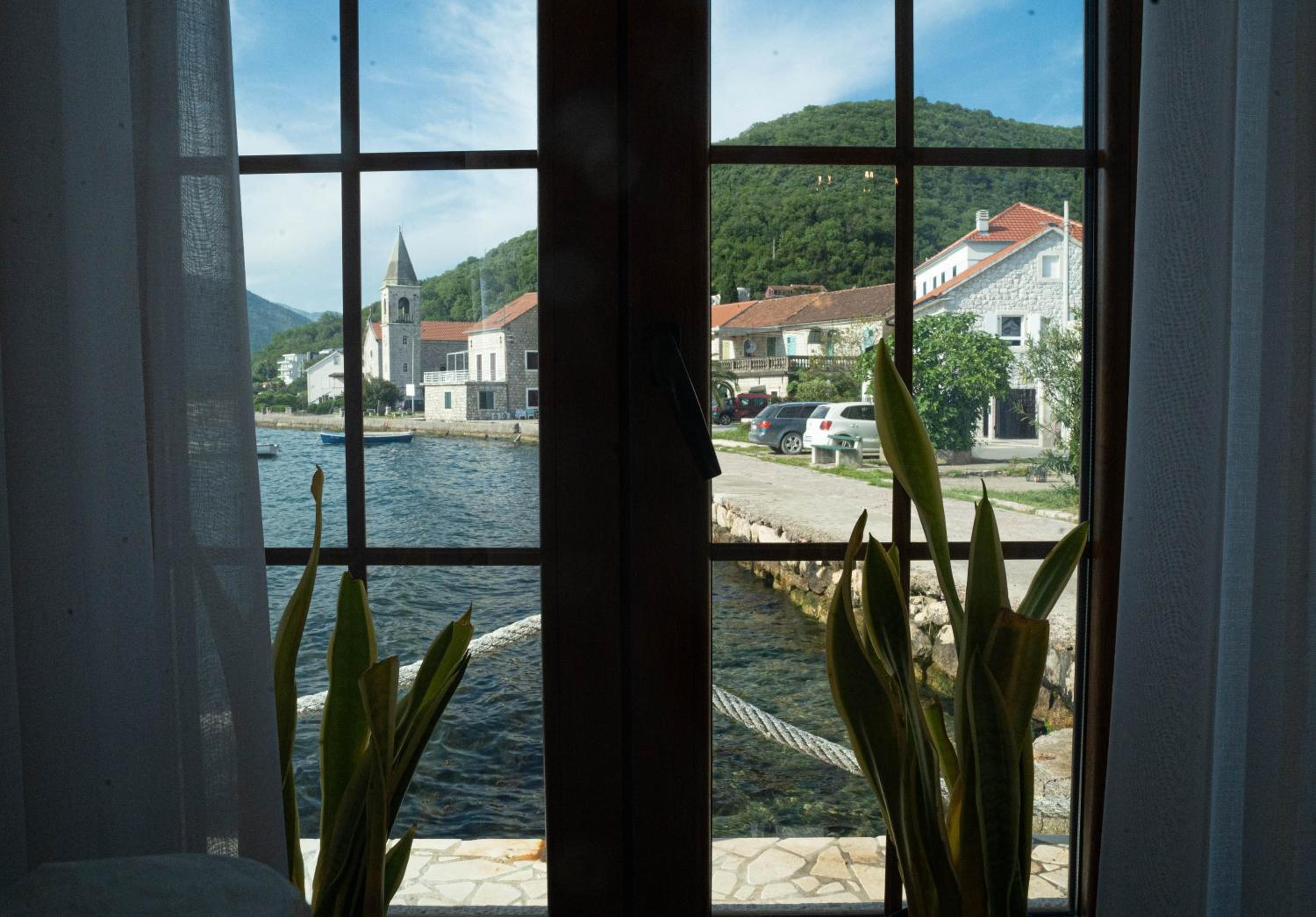 Groundfloor Suite with Sea View