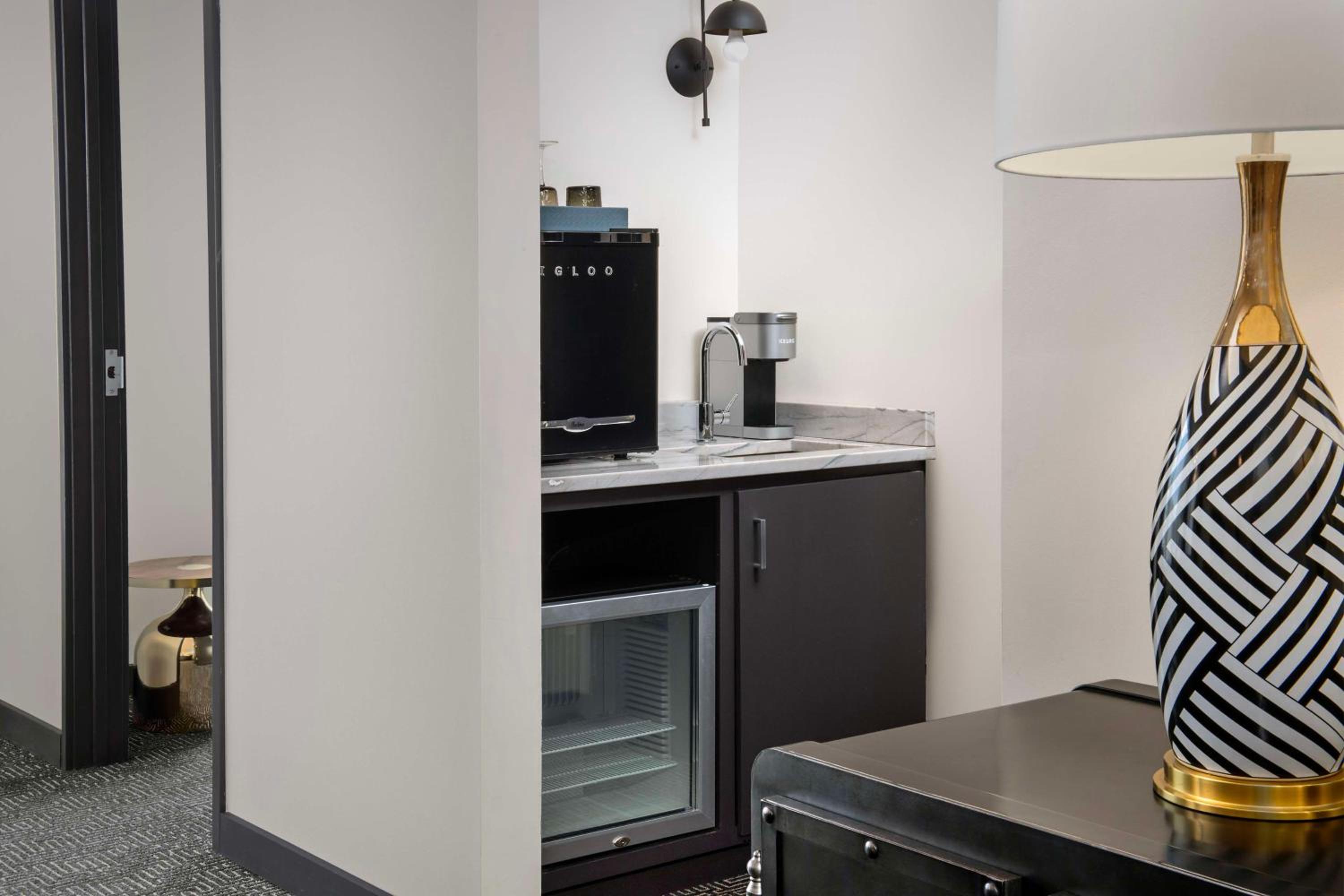 Suite with City View