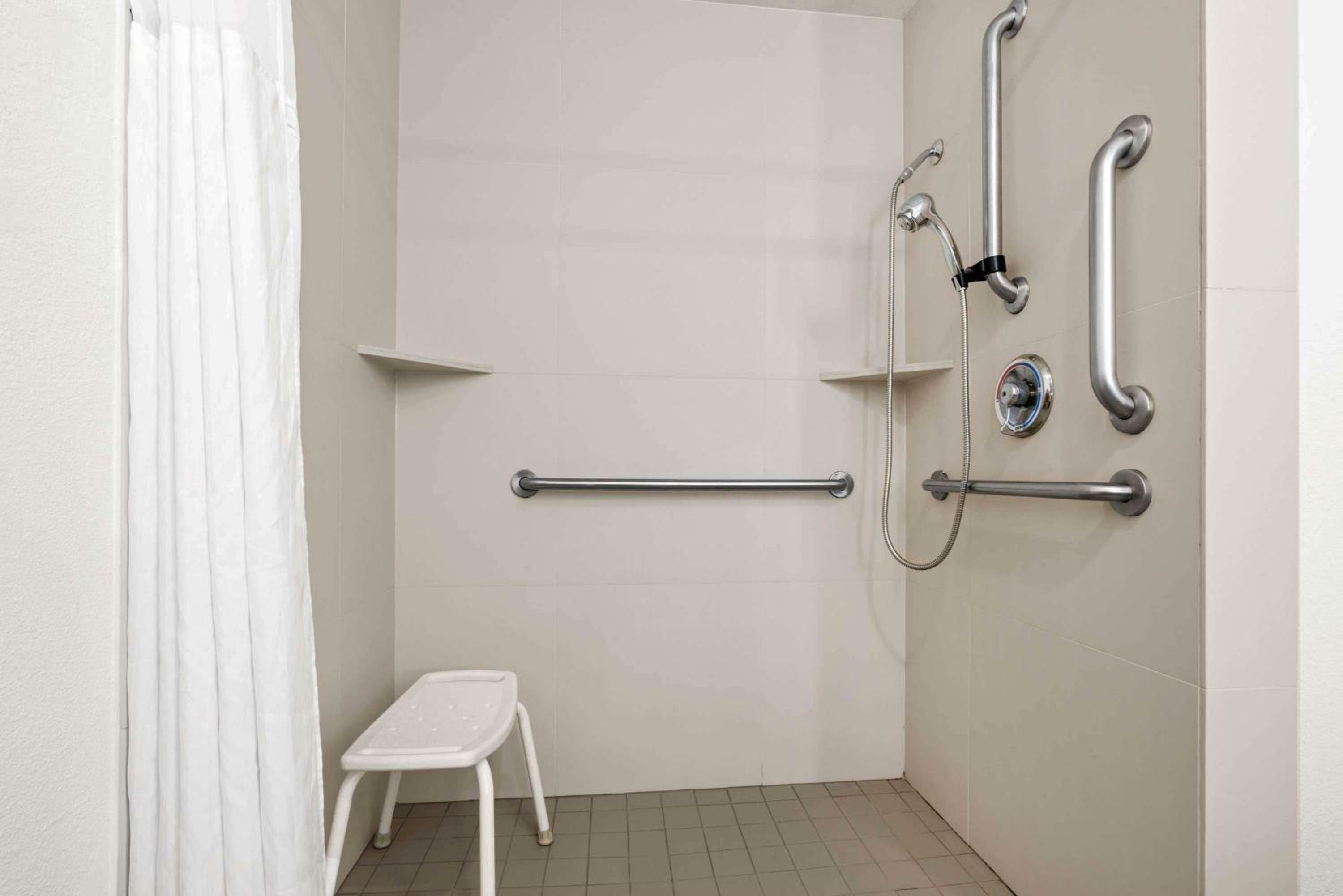 King Room - Disability Access