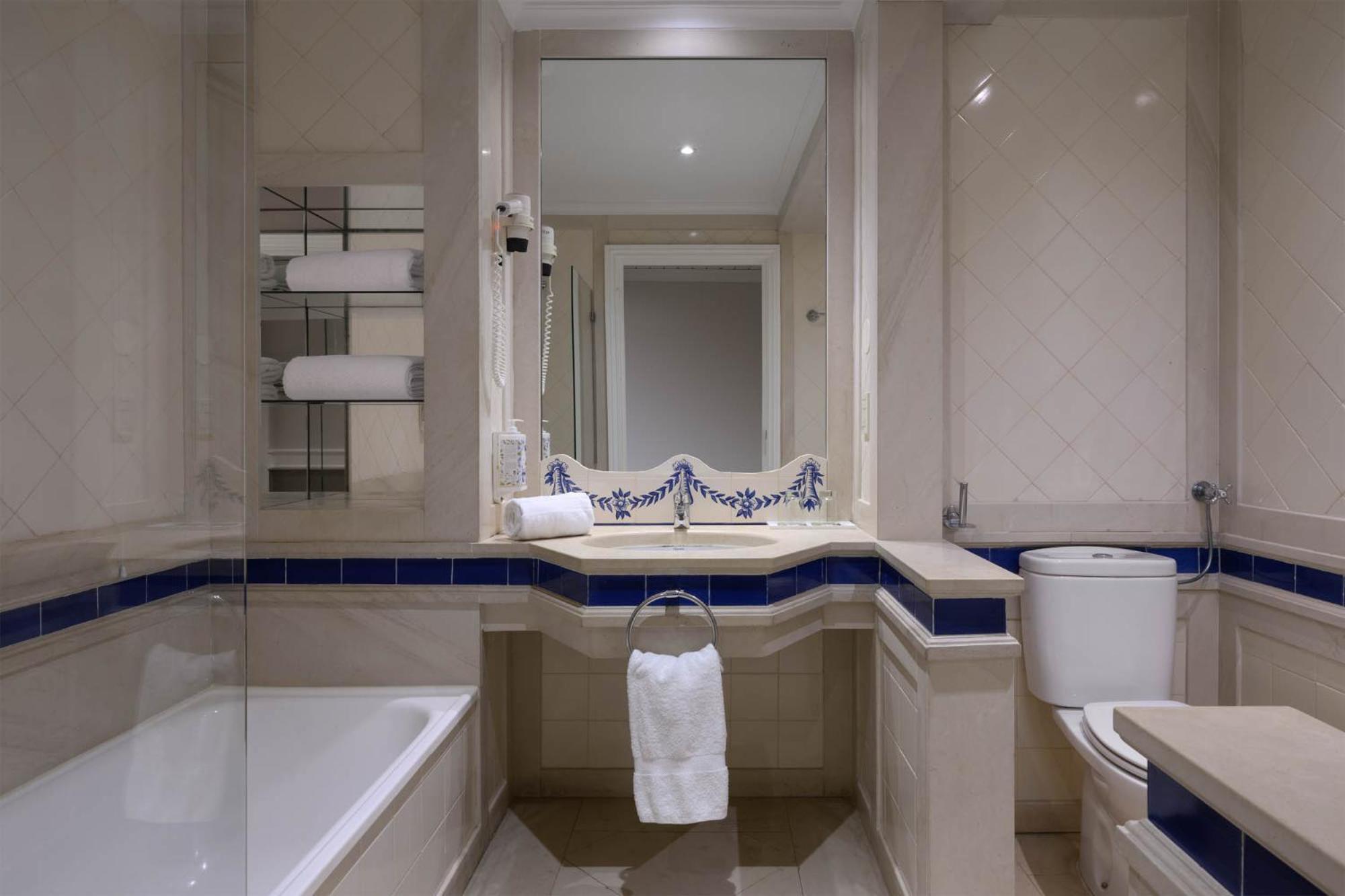 Standard Double or Twin Room with Balcony