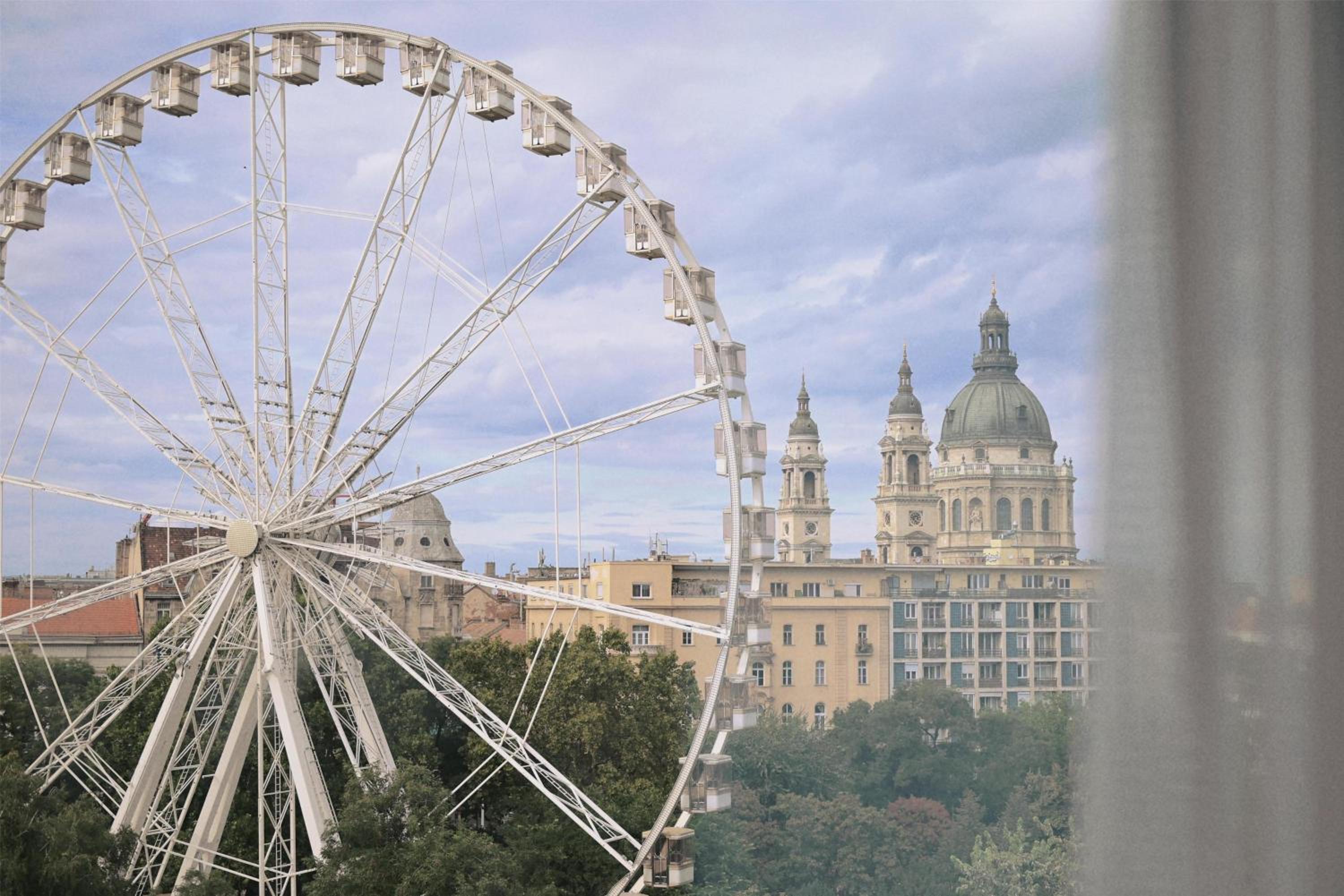 Corvinus Room Park View