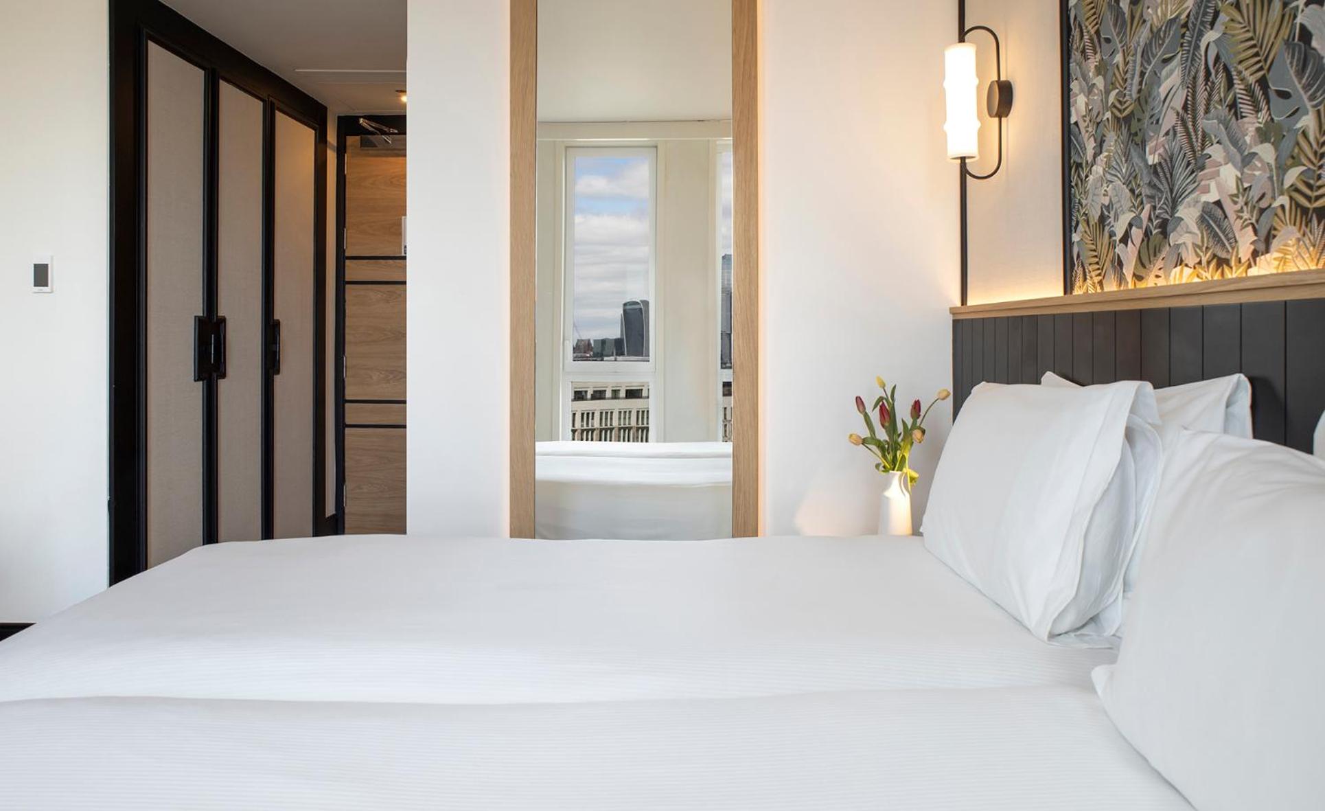 Classic Superior Sky View