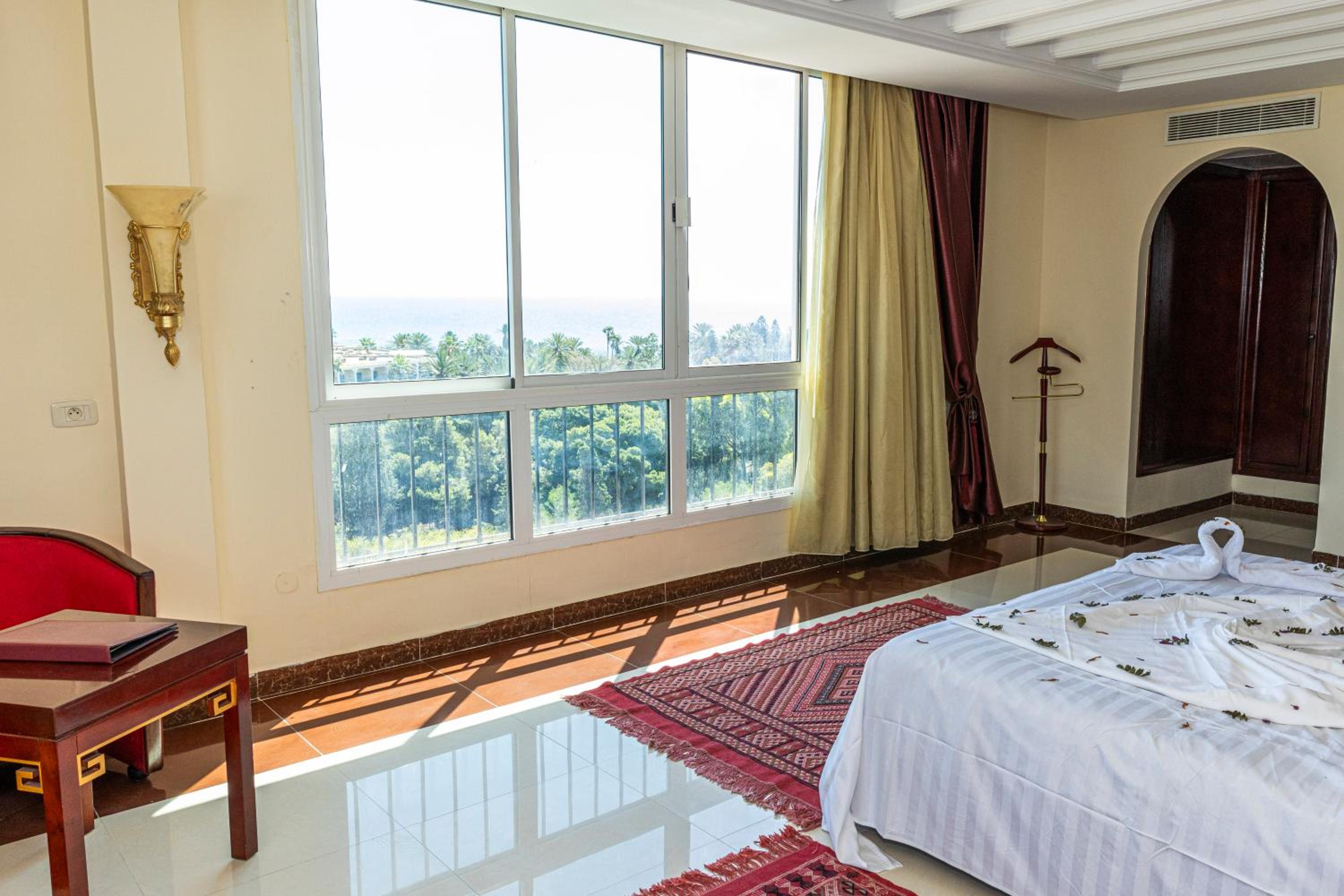 Suite with Sea View
