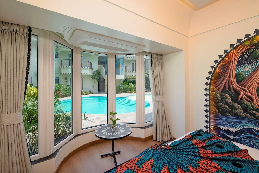 Kingfisher - Deluxe Room with Pool View